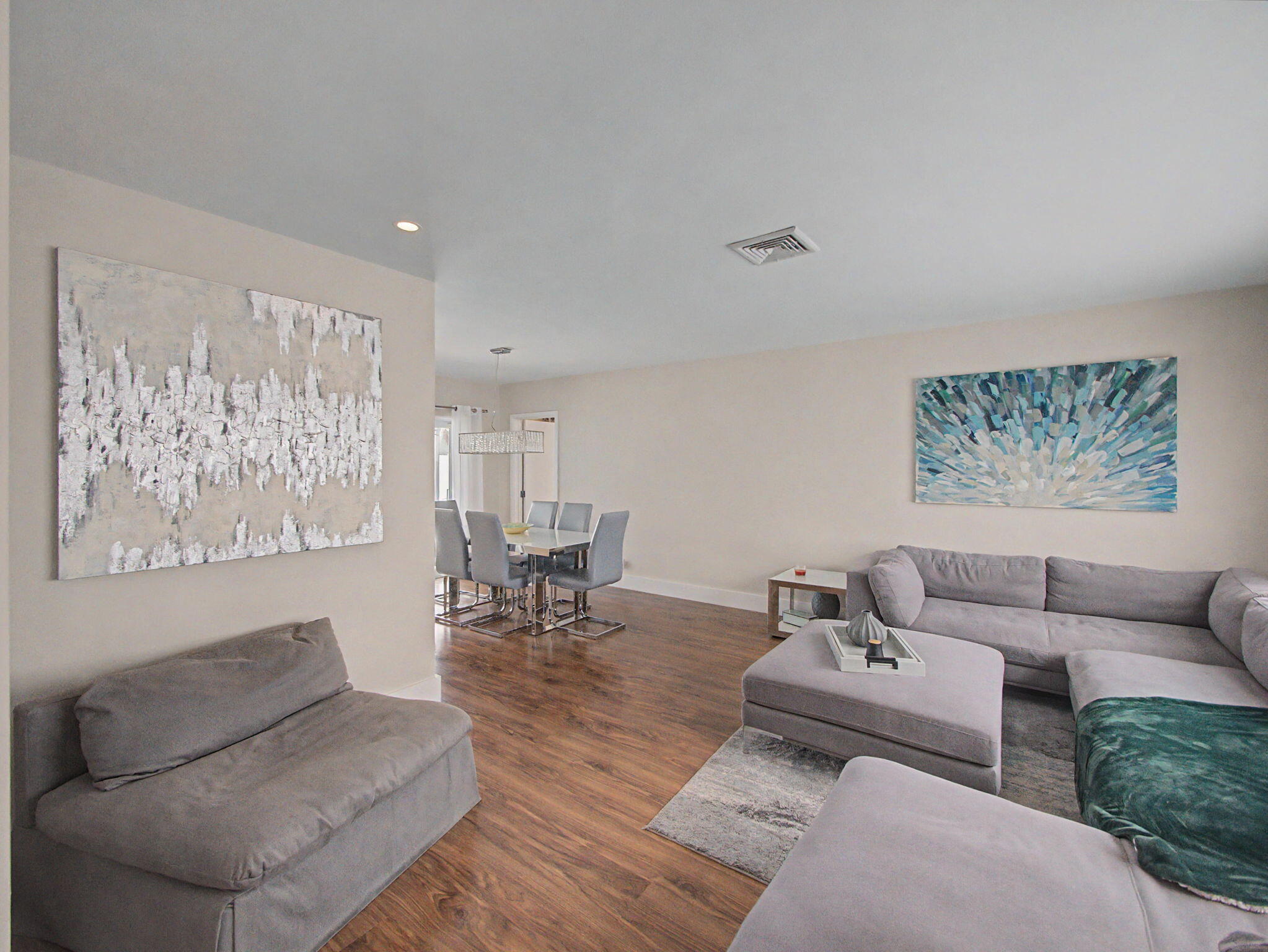 UNIVERSITY PARK COUNTRY CLUB ESTATES - Residential