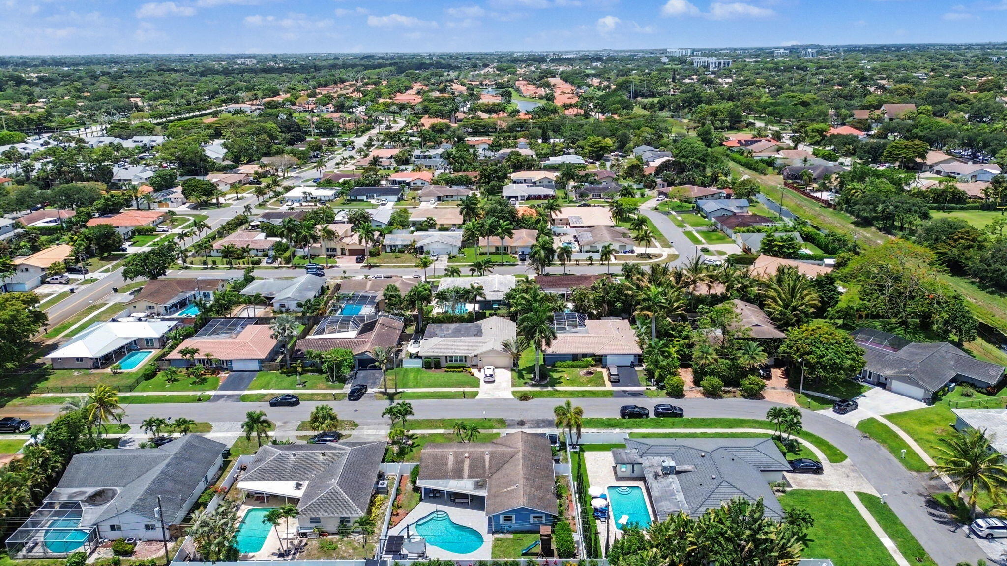 UNIVERSITY PARK COUNTRY CLUB ESTATES - Residential