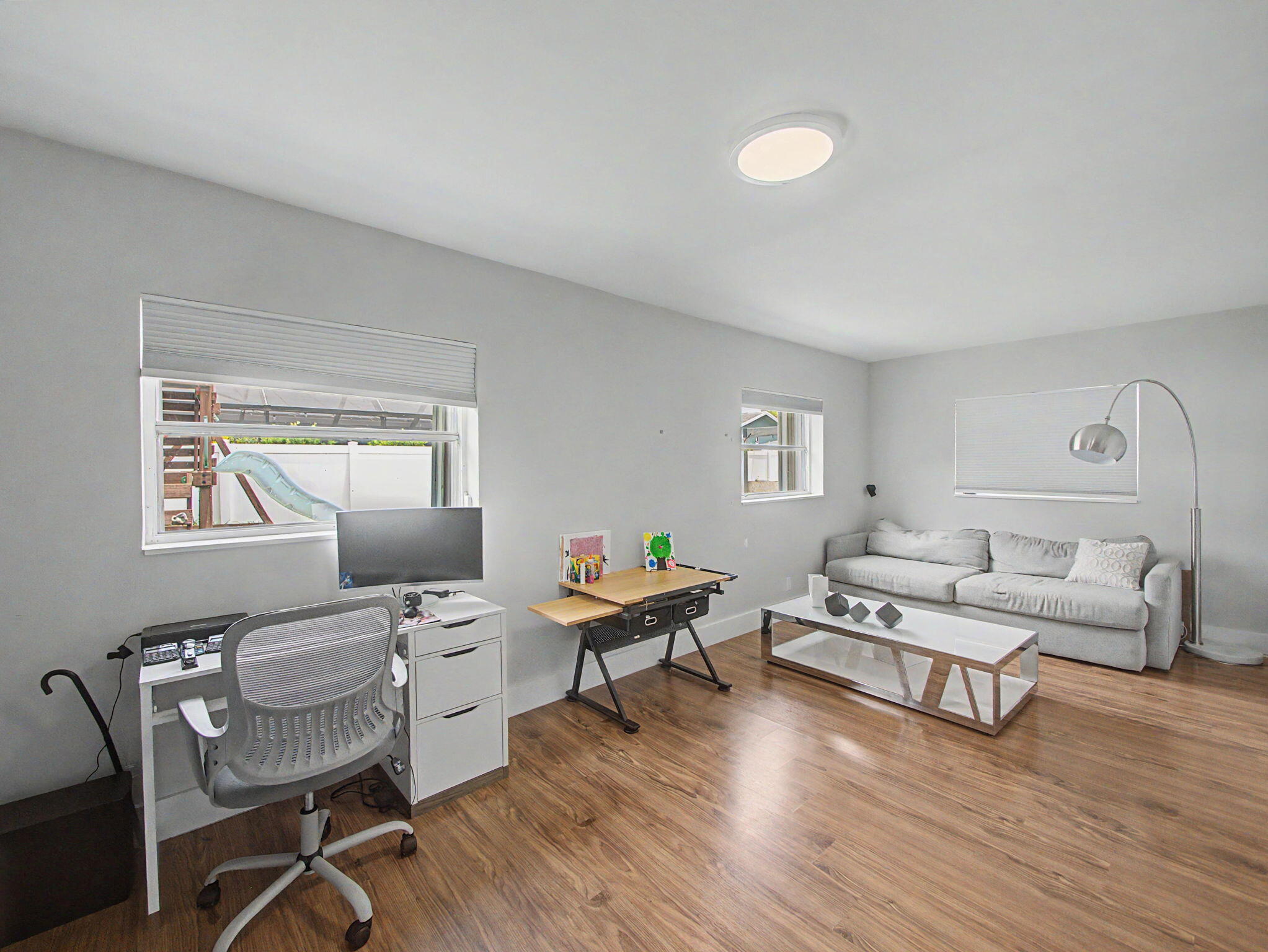 UNIVERSITY PARK COUNTRY CLUB ESTATES - Residential