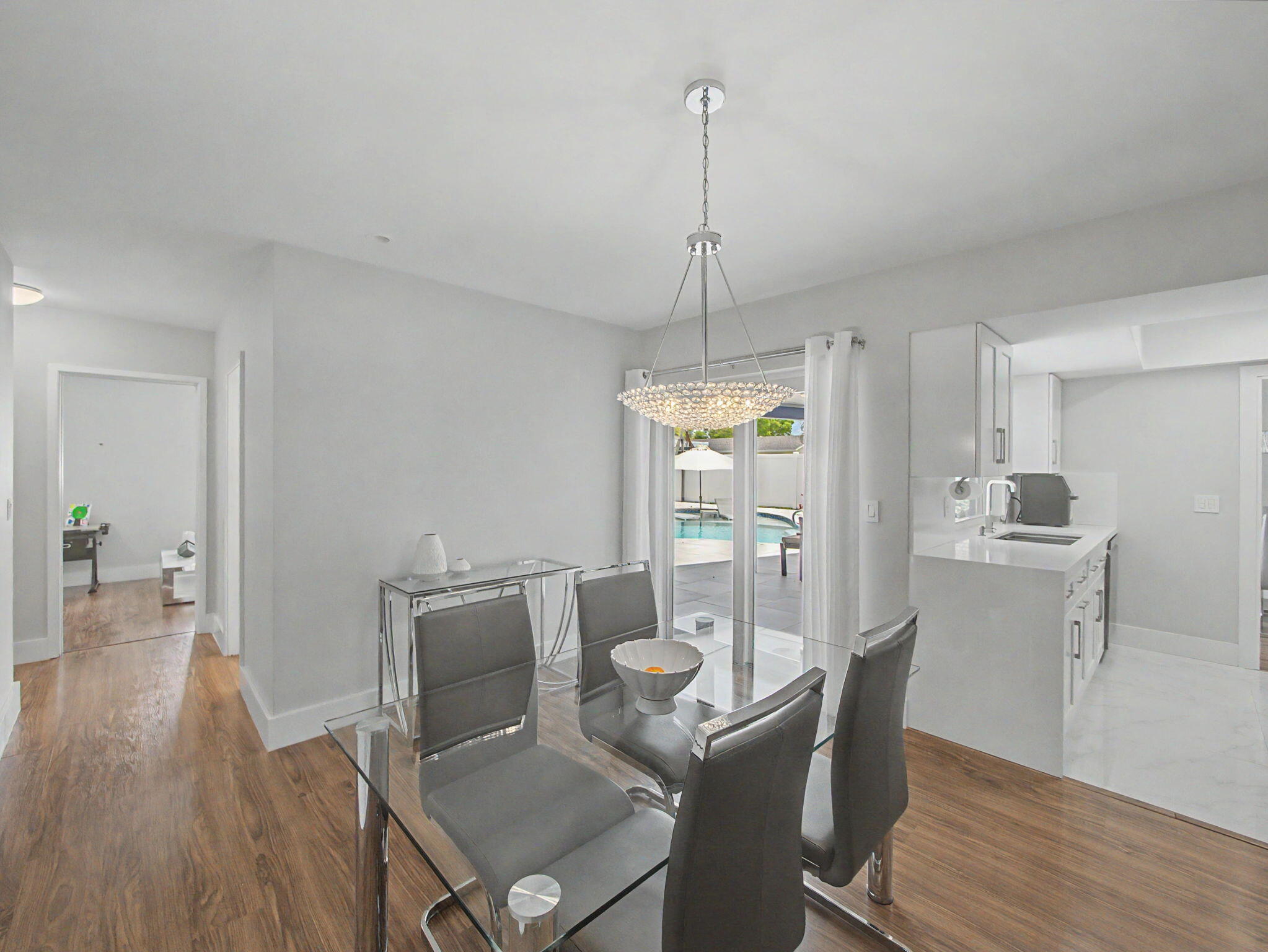 UNIVERSITY PARK COUNTRY CLUB ESTATES - Residential