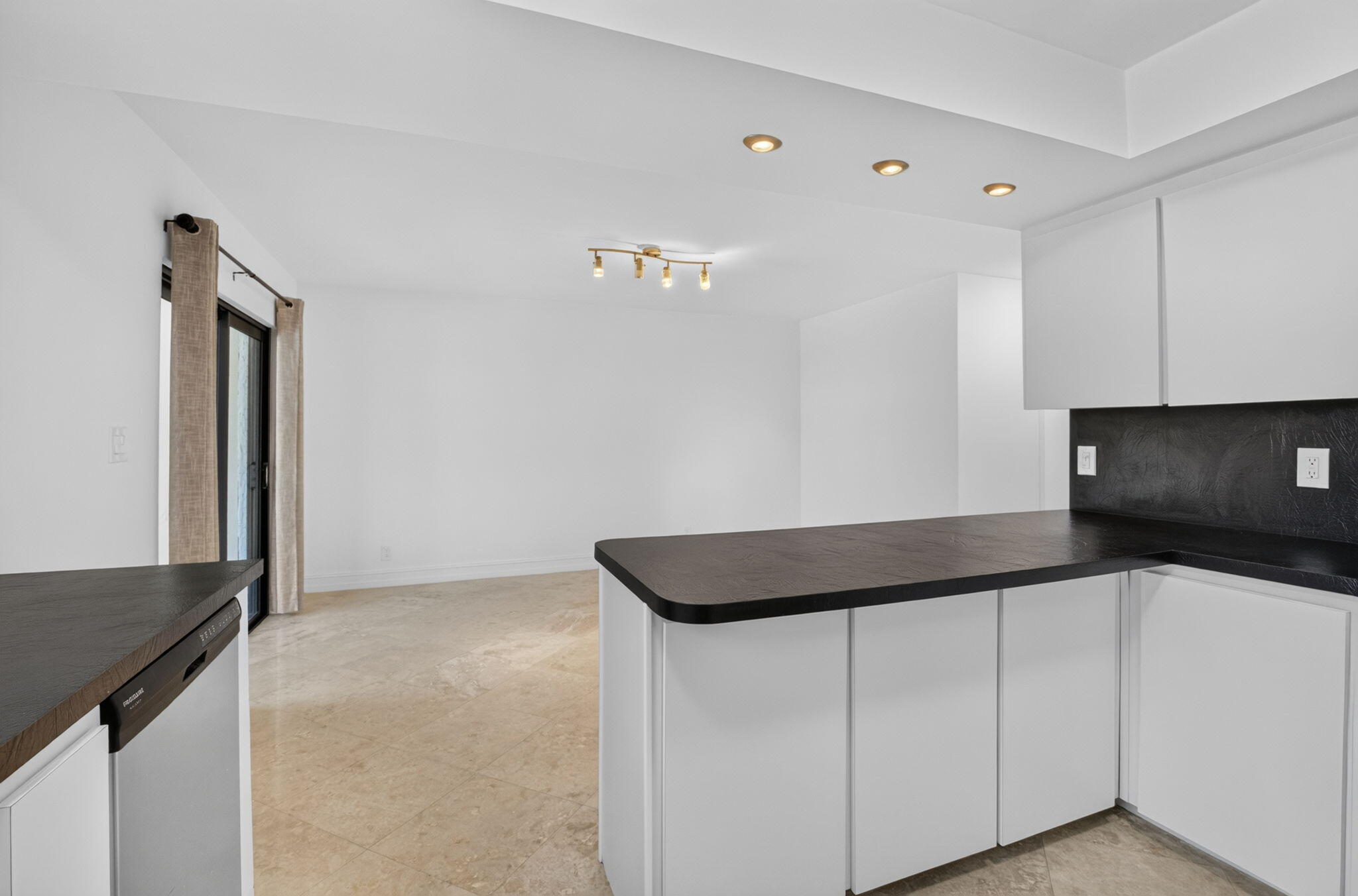 BOCA CASA - Residential Lease