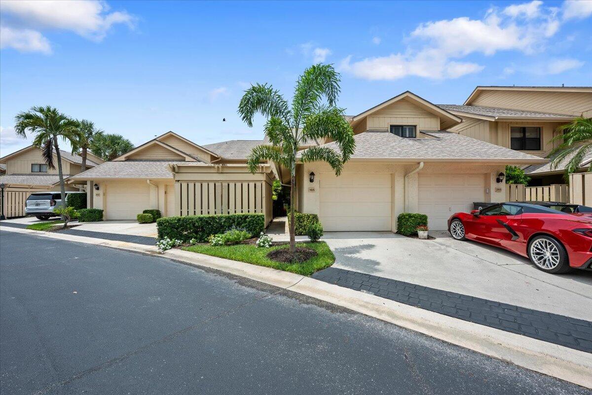 WATERBEND AT JONATHANS LANDING CONDO - Residential Lease