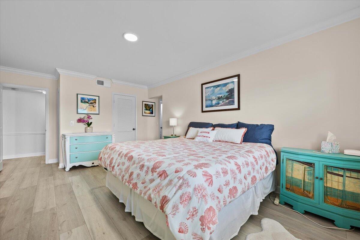 WATERBEND AT JONATHANS LANDING CONDO - Residential Lease