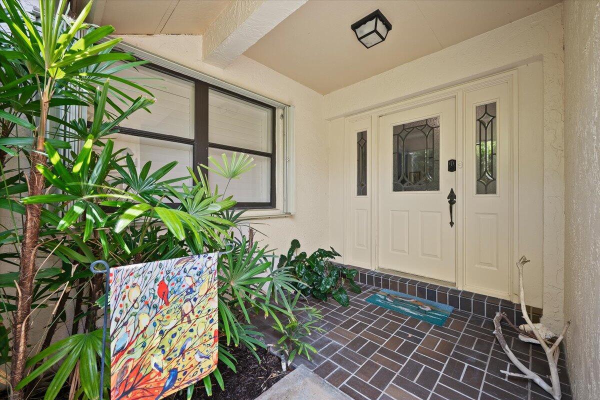 WATERBEND AT JONATHANS LANDING CONDO - Residential Lease
