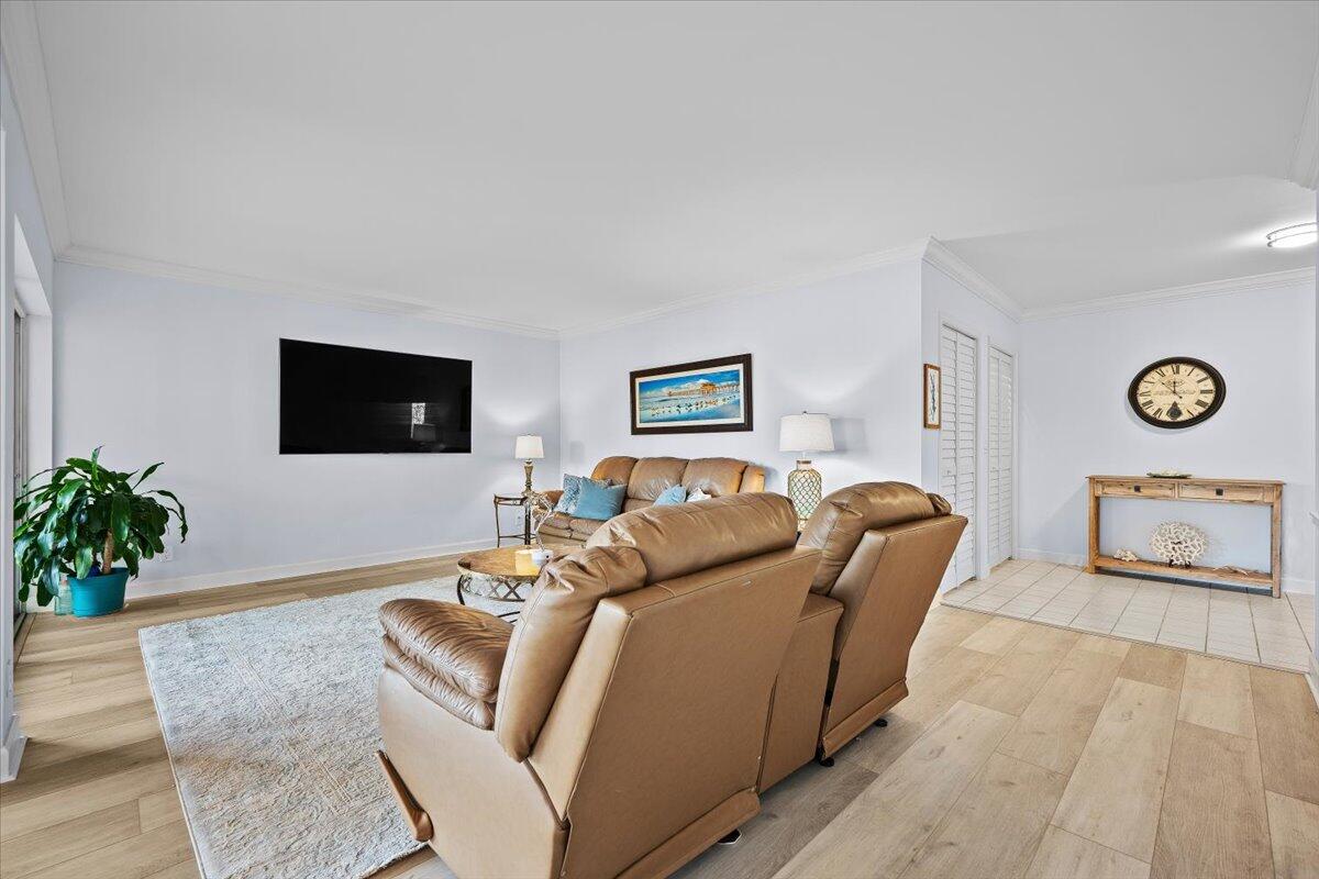 WATERBEND AT JONATHANS LANDING CONDO - Residential Lease