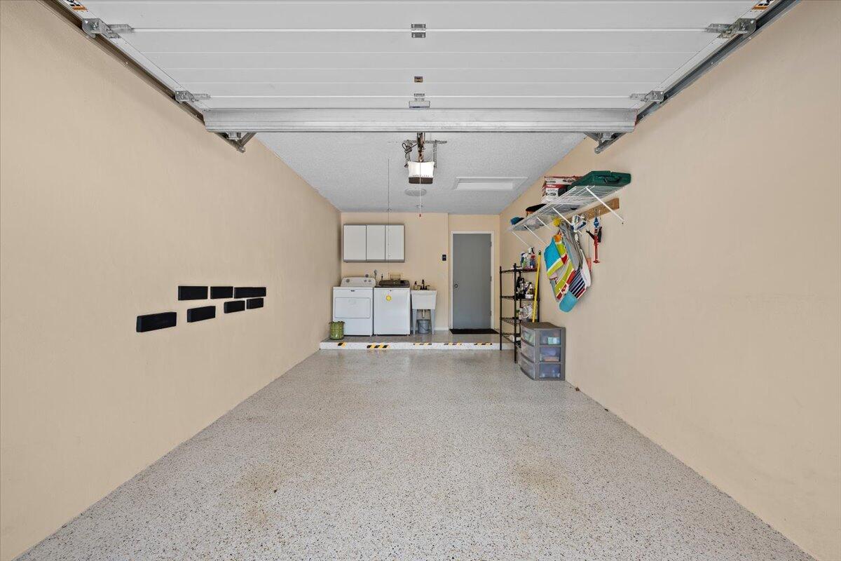 WATERBEND AT JONATHANS LANDING CONDO - Residential Lease