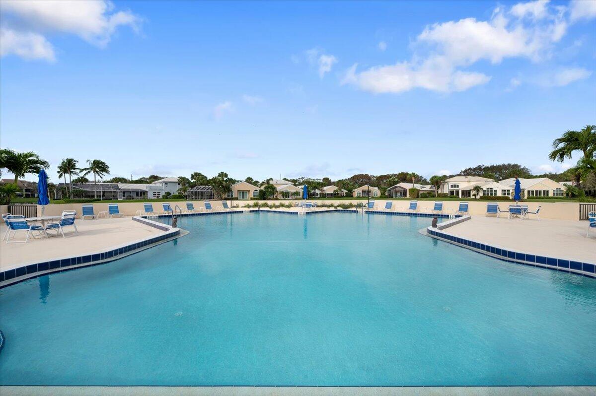 WATERBEND AT JONATHANS LANDING CONDO - Residential Lease