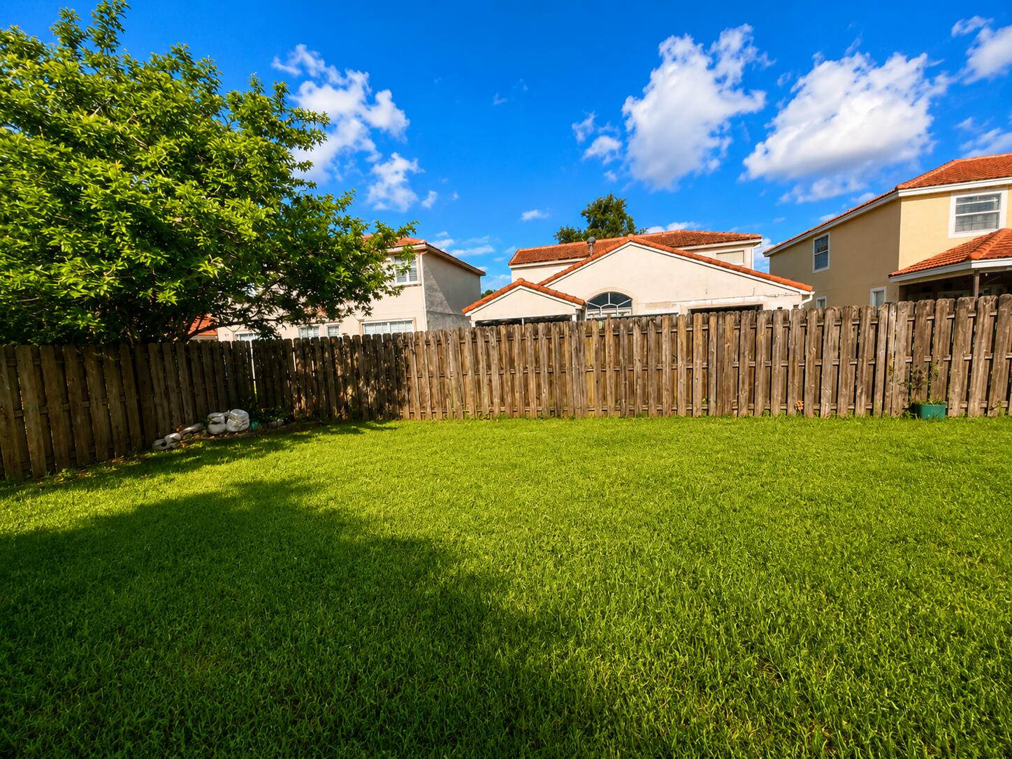 HOLIDAY SPRINGS EAST - Residential
