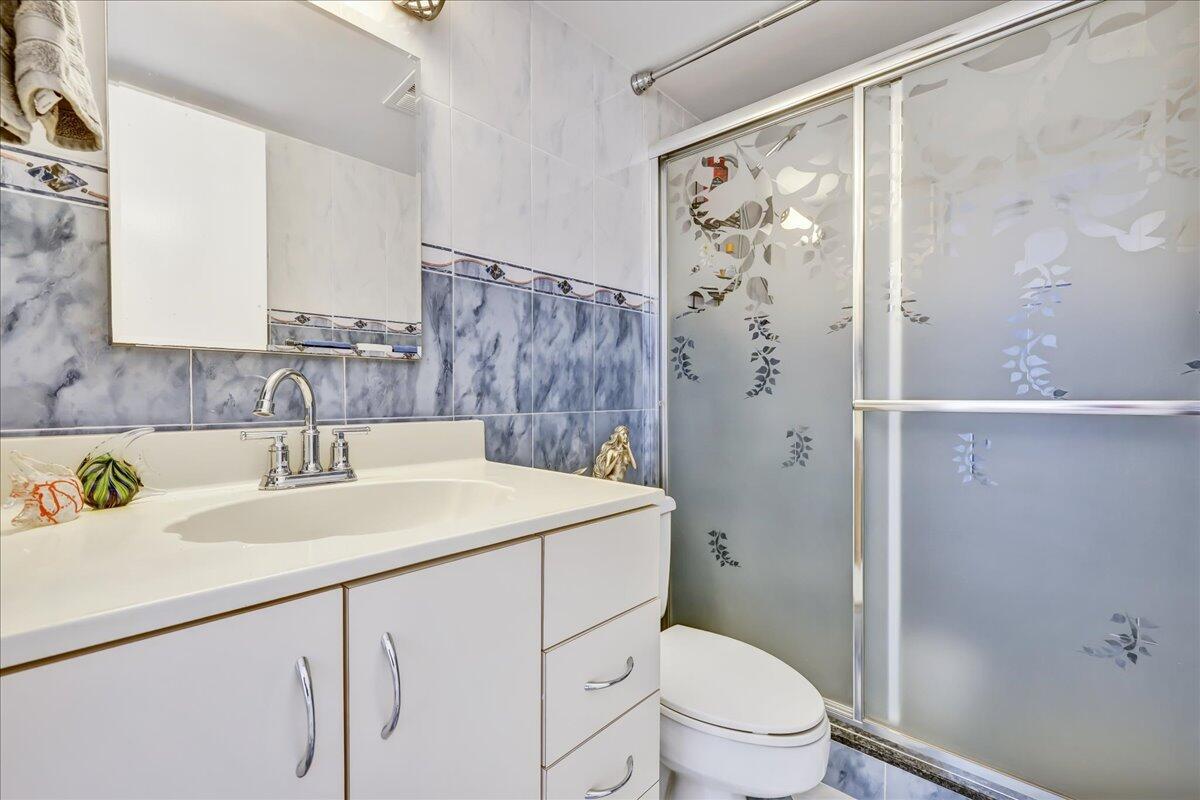 PALM BEACH HOUSE CONDO - Residential