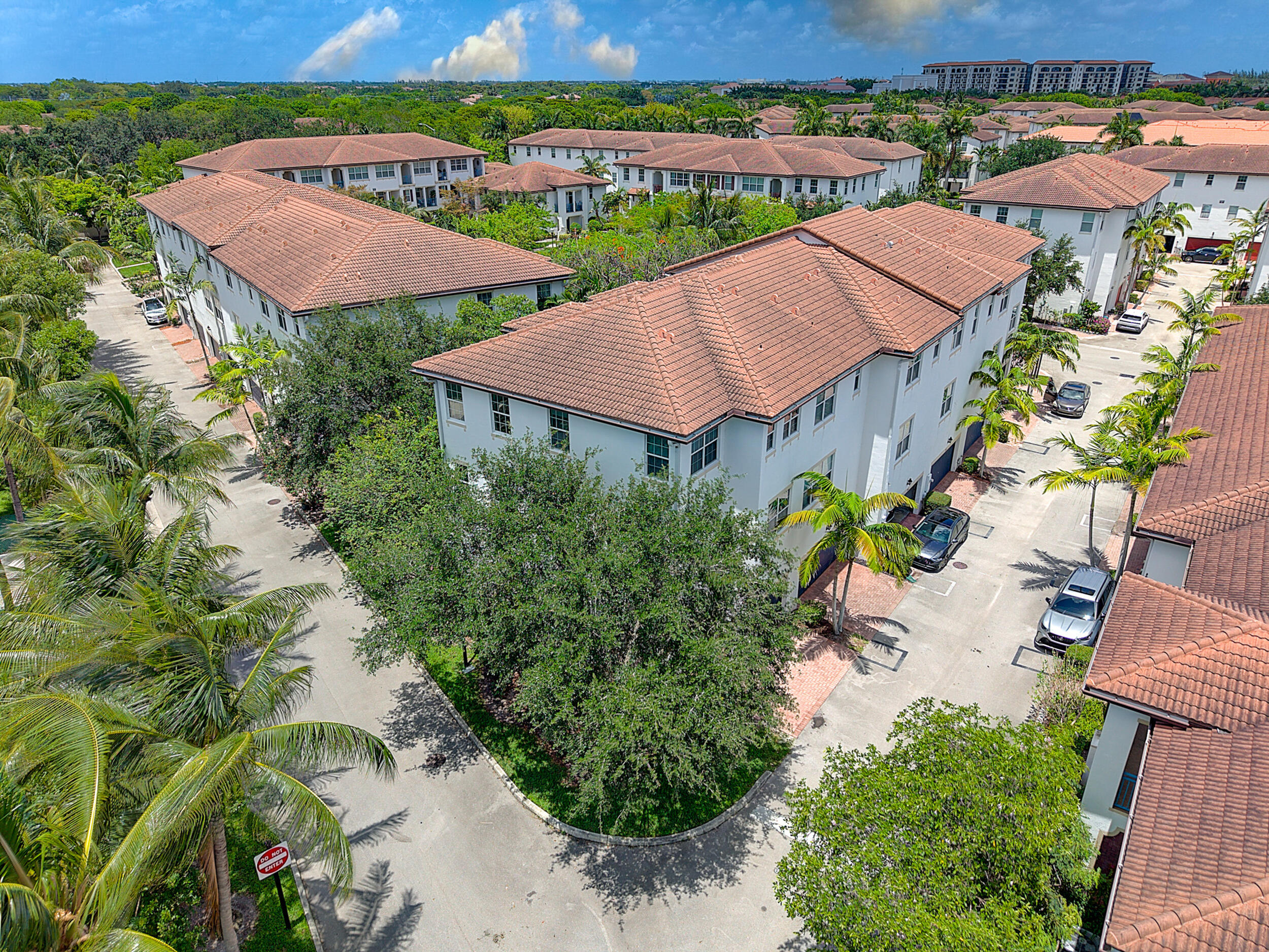 MIRAMAR RESIDENTIAL PLAT - Residential Lease