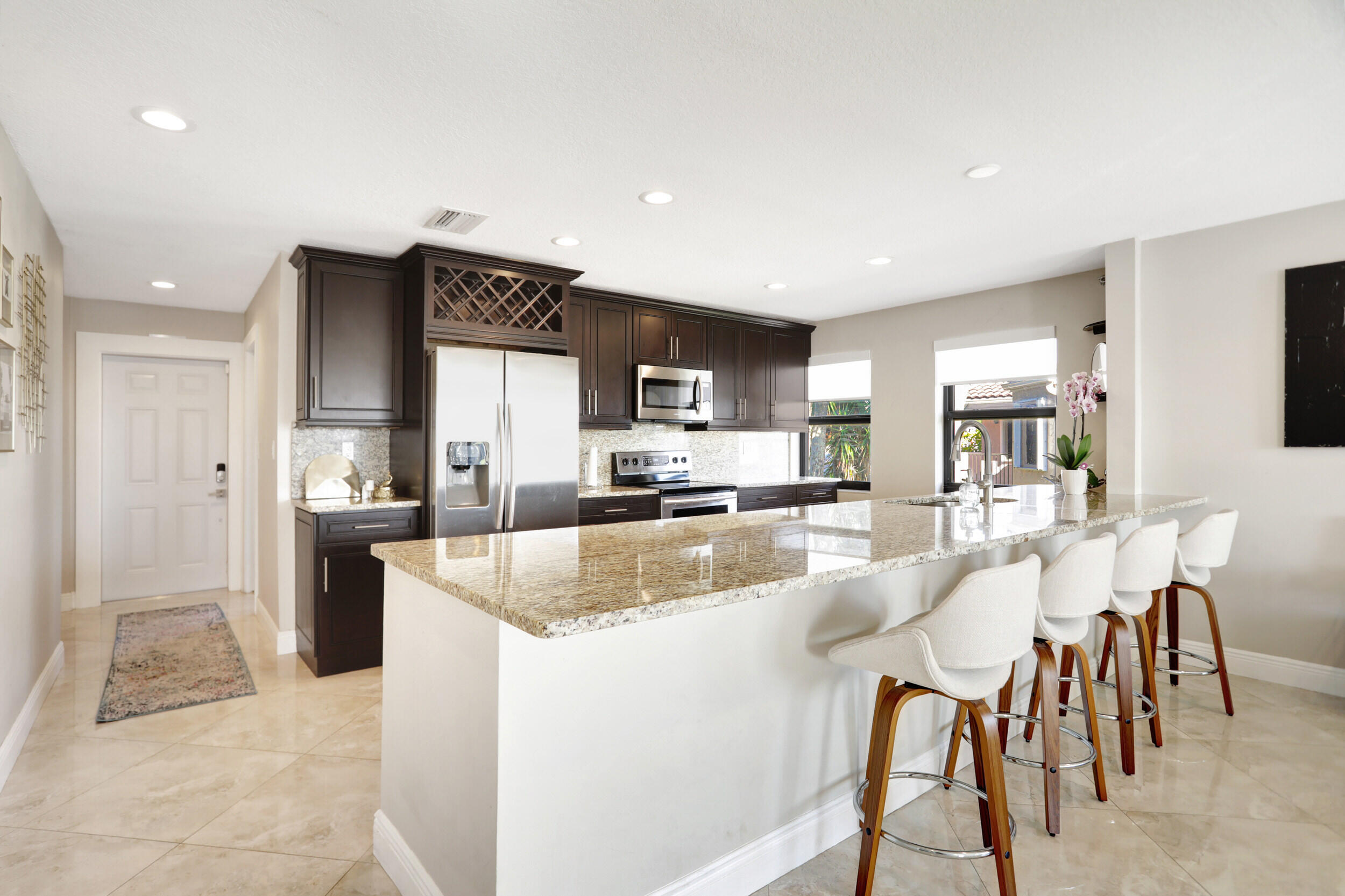 VILLA SONRISA CONDO - Residential