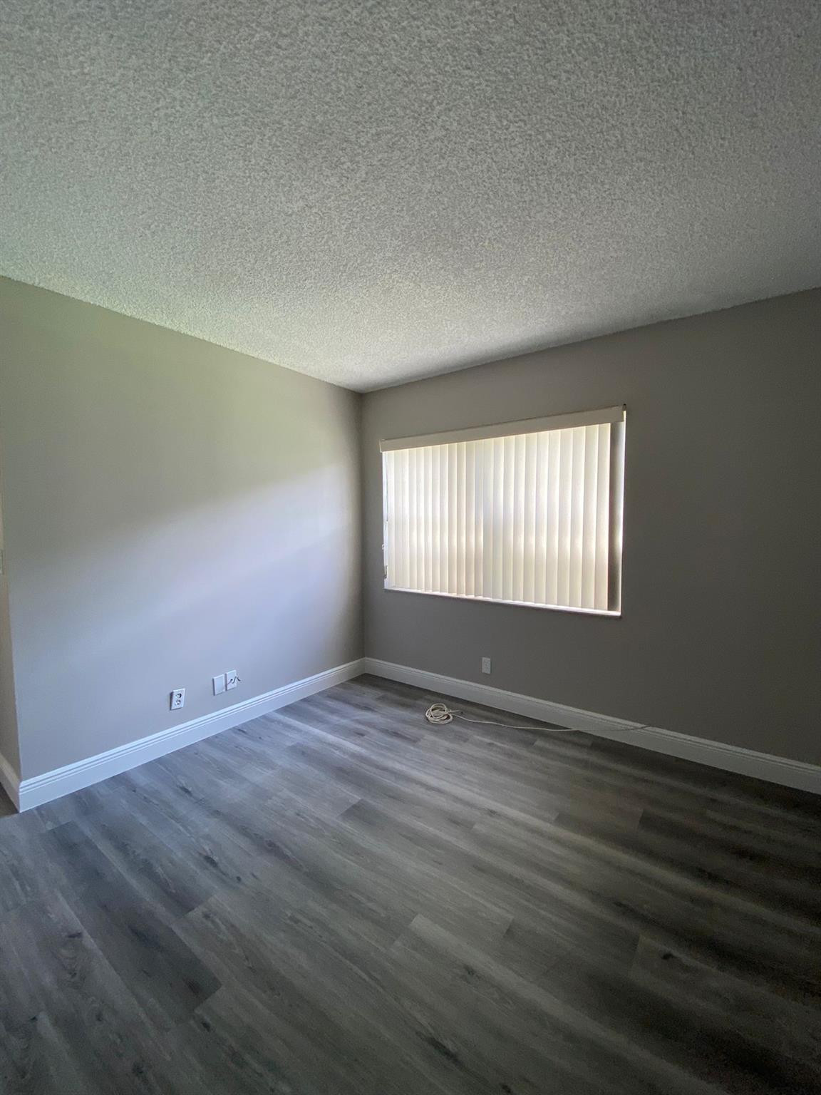 HOLIDAY VILLAGE OF CORAL SPRINGS - Residential Lease