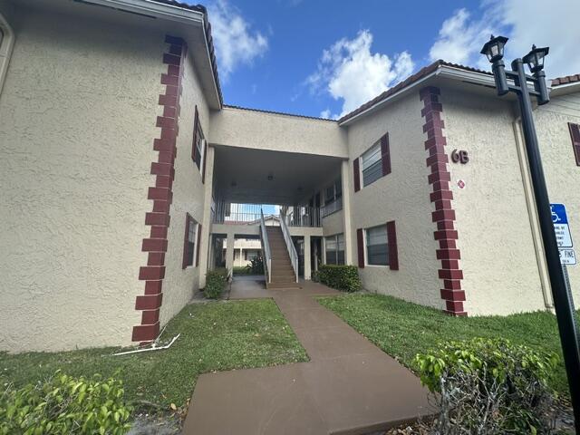 HOLIDAY VILLAGE OF CORAL SPRINGS - Residential Lease