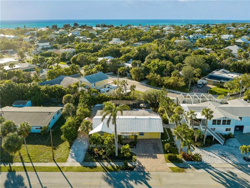 HOLMES BEACH 33RD UNIT - Residential