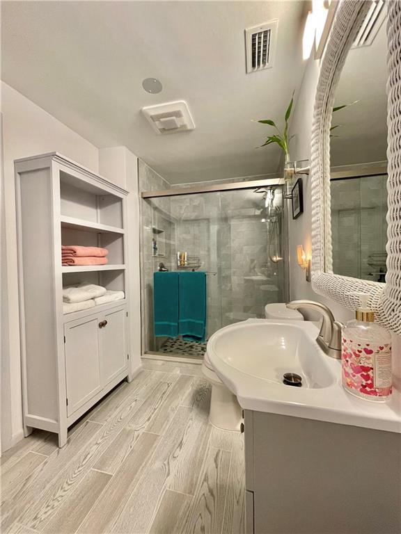 HOLMES BEACH 33RD UNIT - Residential