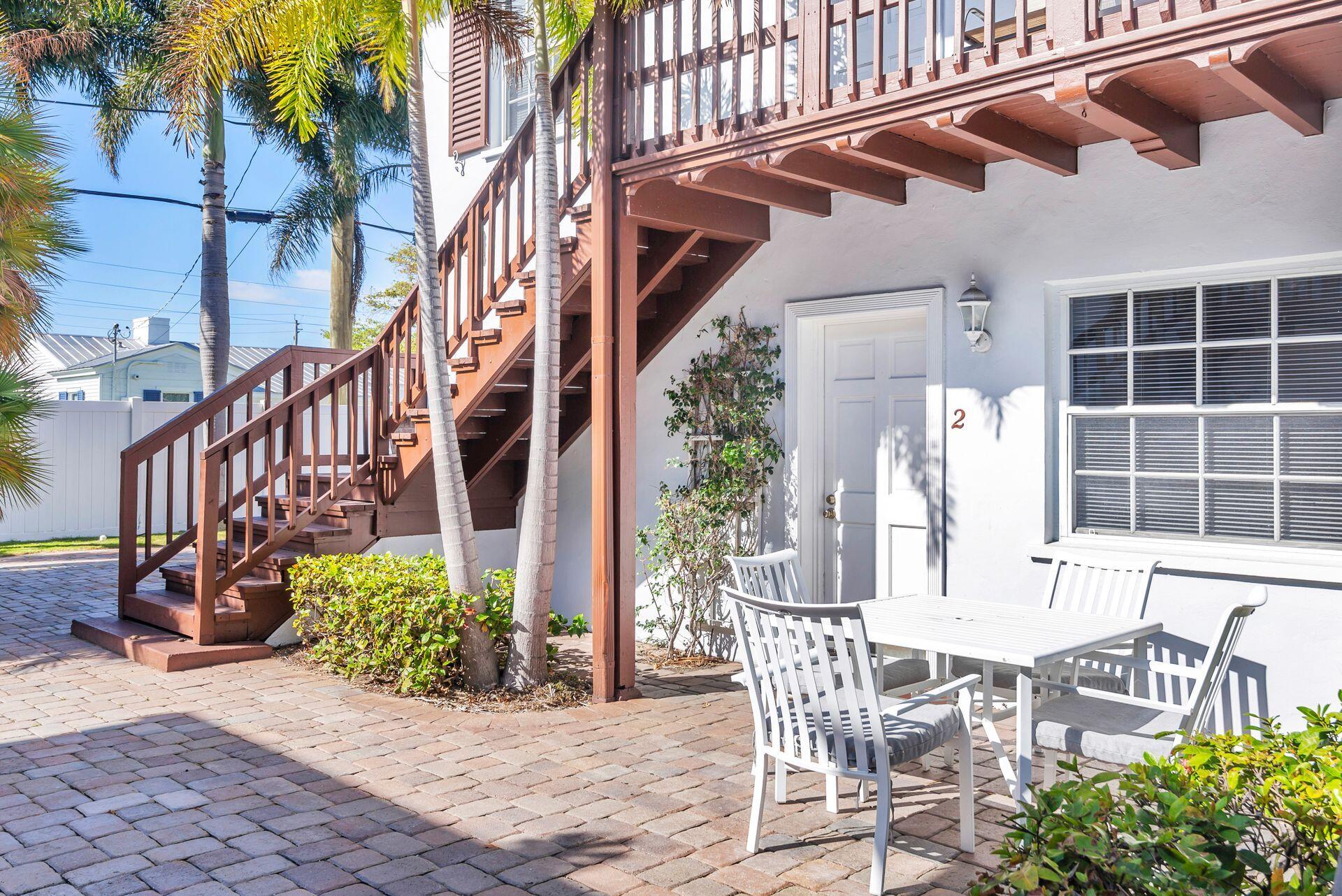ESTATES OF SOUTH PALM BEACH - Residential