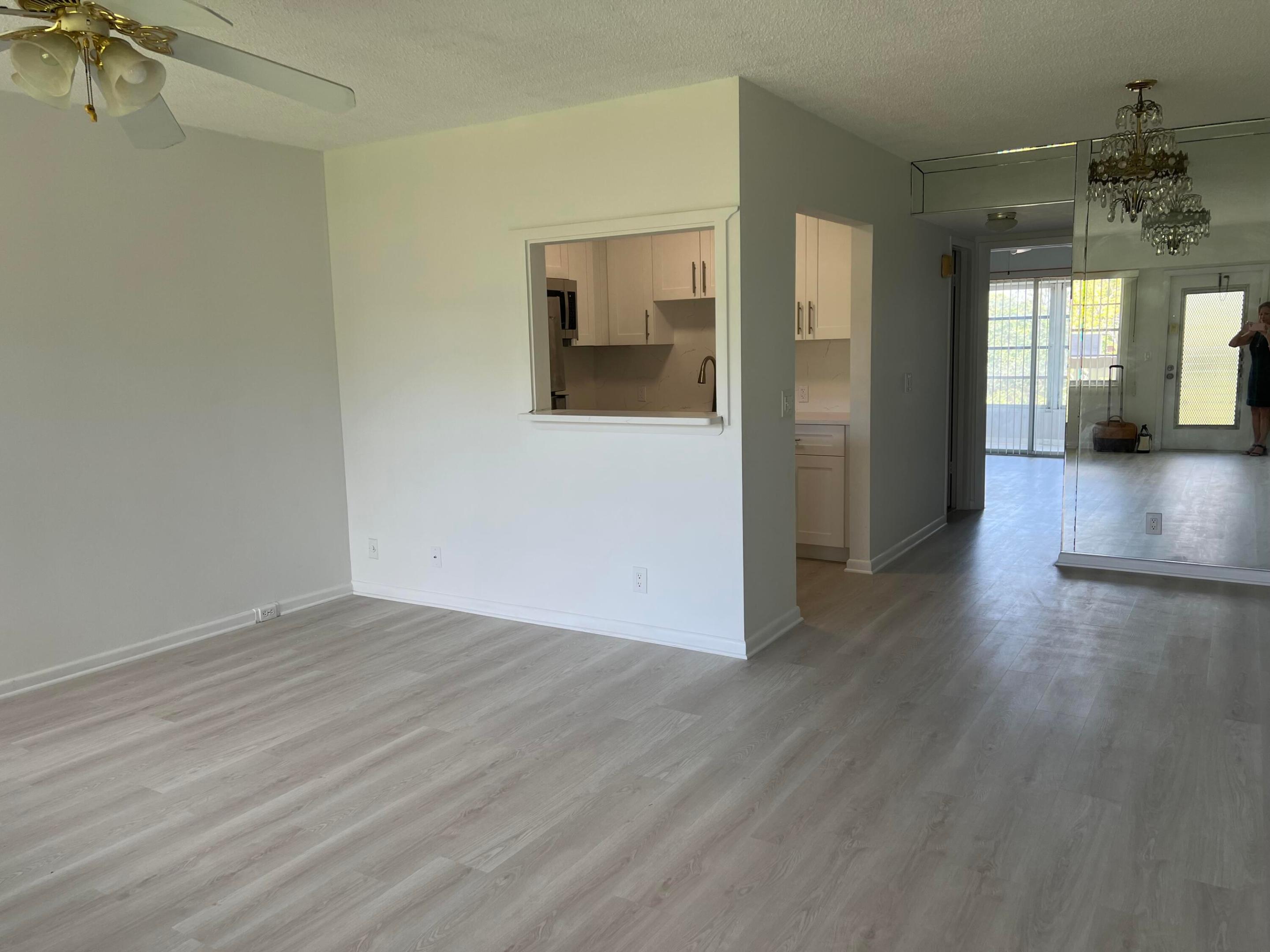 MANSFIELD AT CENTURY VILLAGE CONDO - Residential