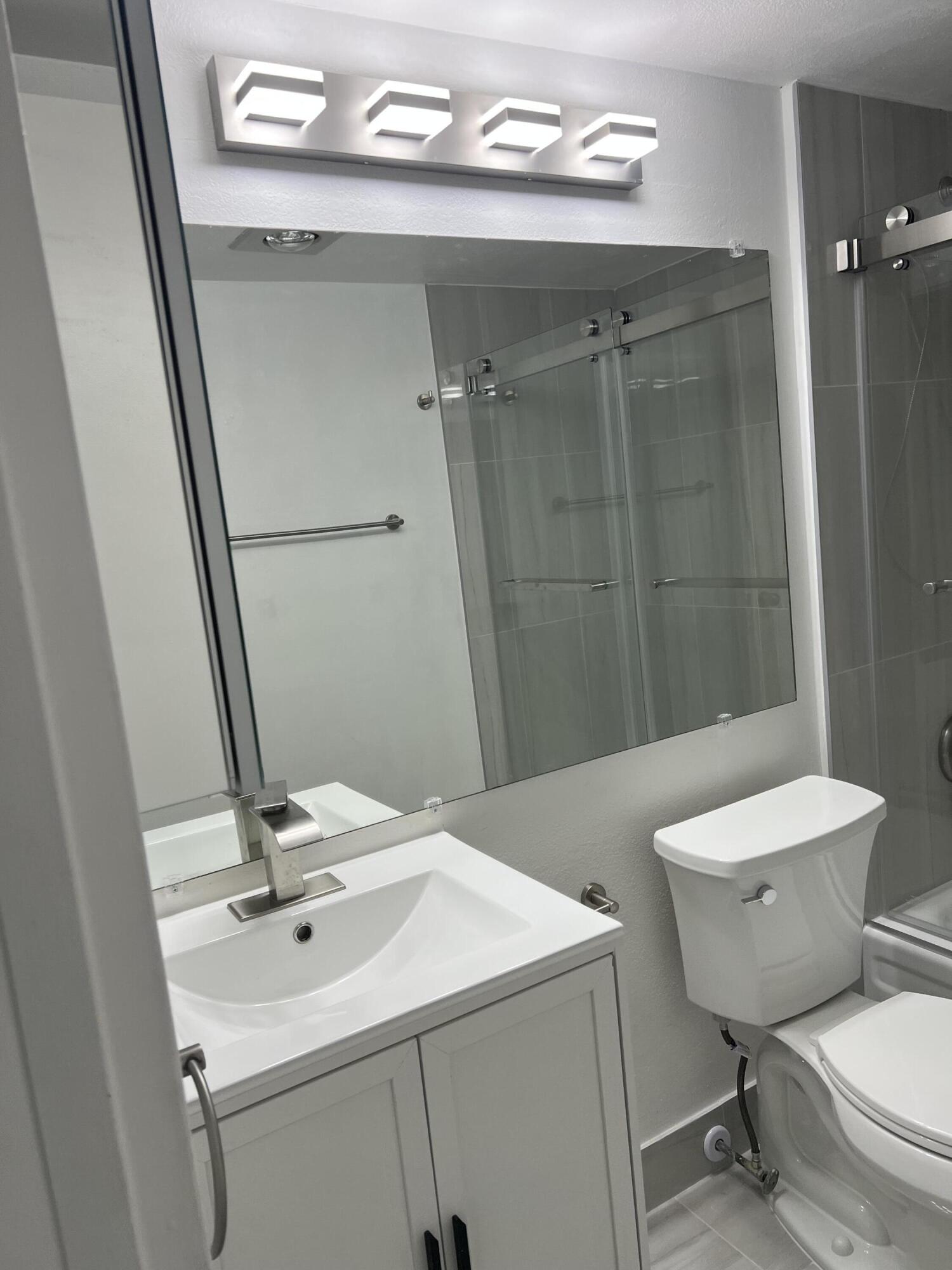 MANSFIELD AT CENTURY VILLAGE CONDO - Residential