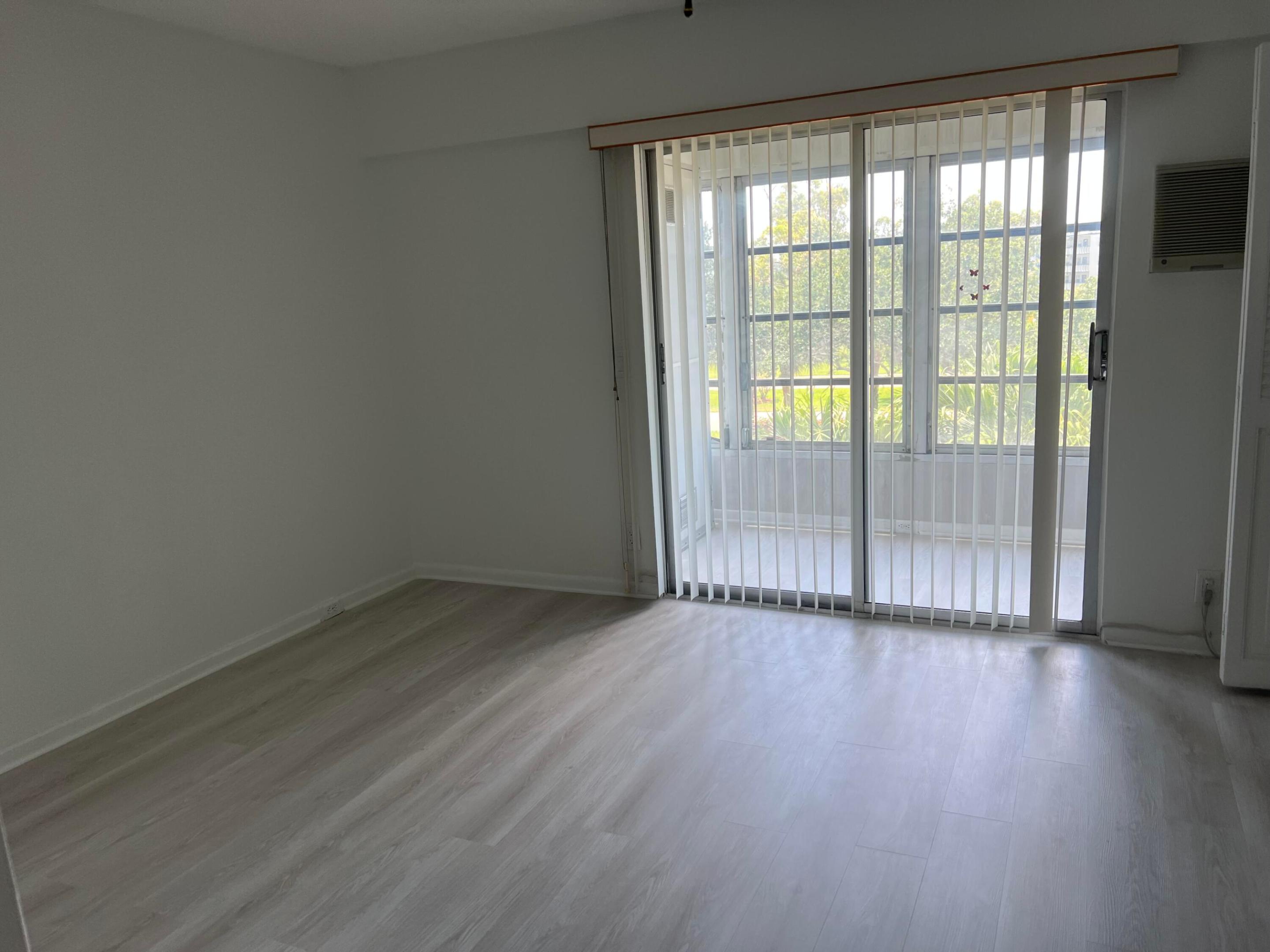 MANSFIELD AT CENTURY VILLAGE CONDO - Residential
