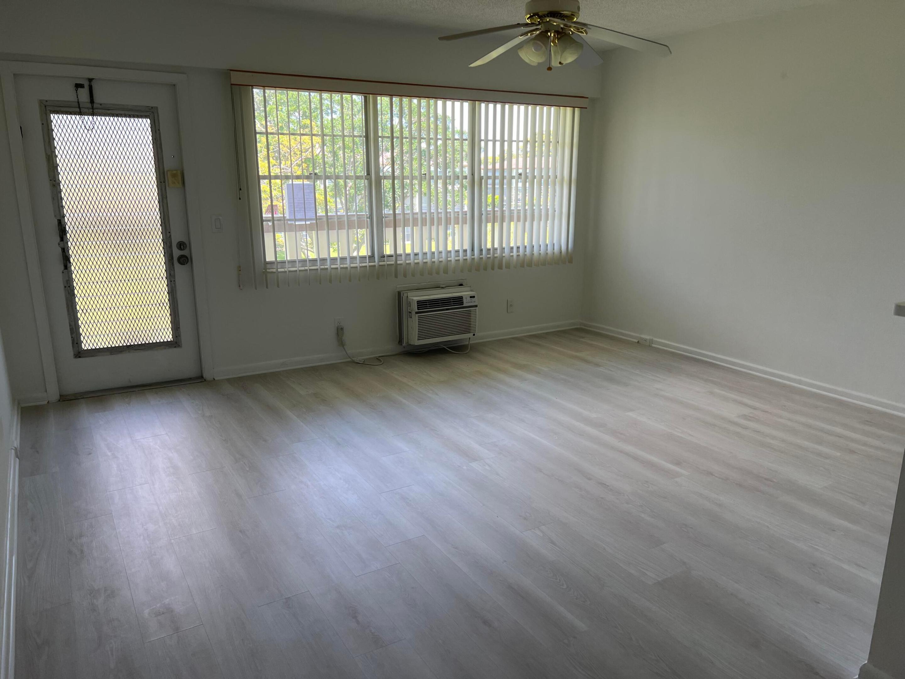 MANSFIELD AT CENTURY VILLAGE CONDO - Residential
