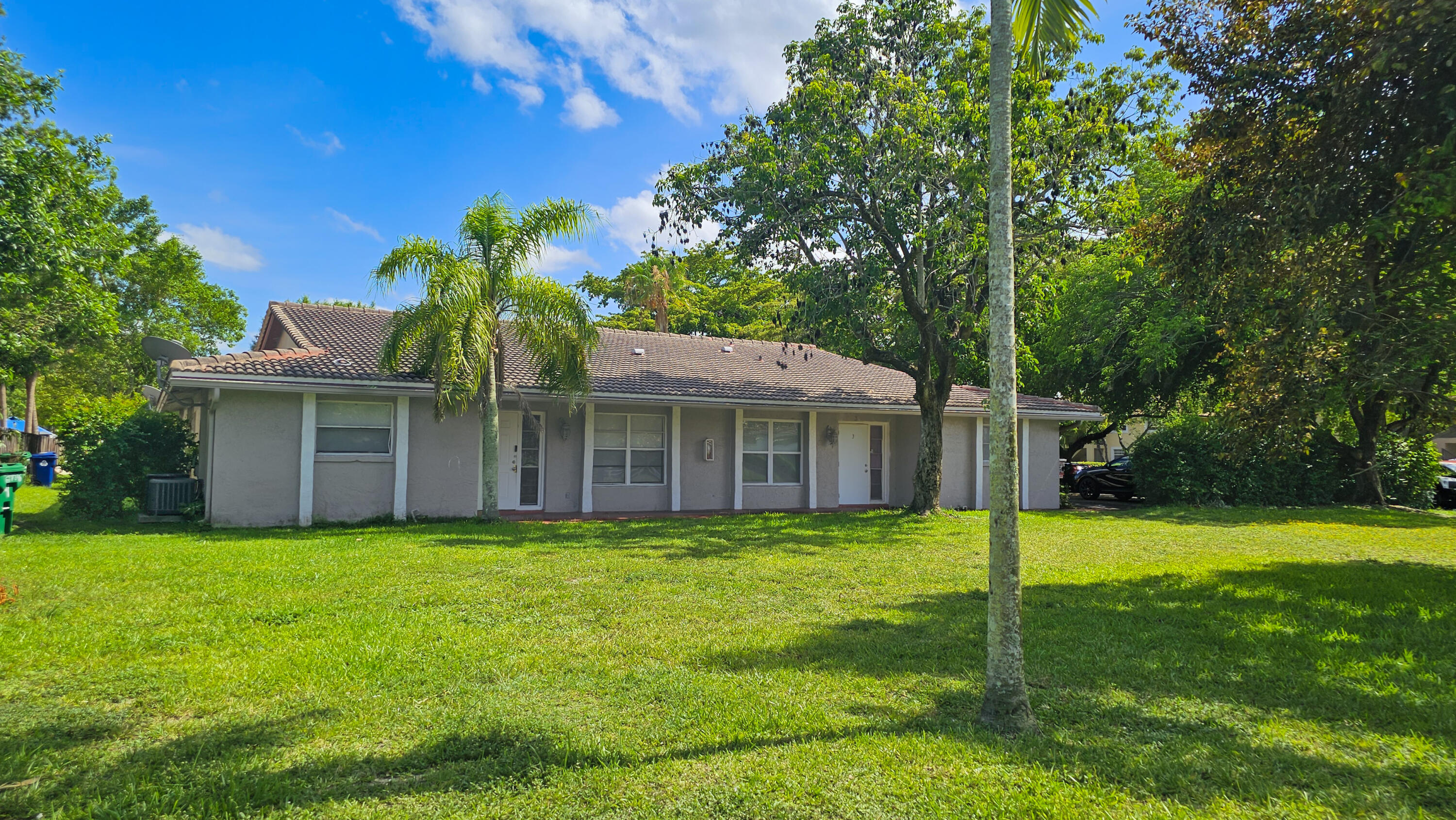 CASTLEWOOD - Residential Income