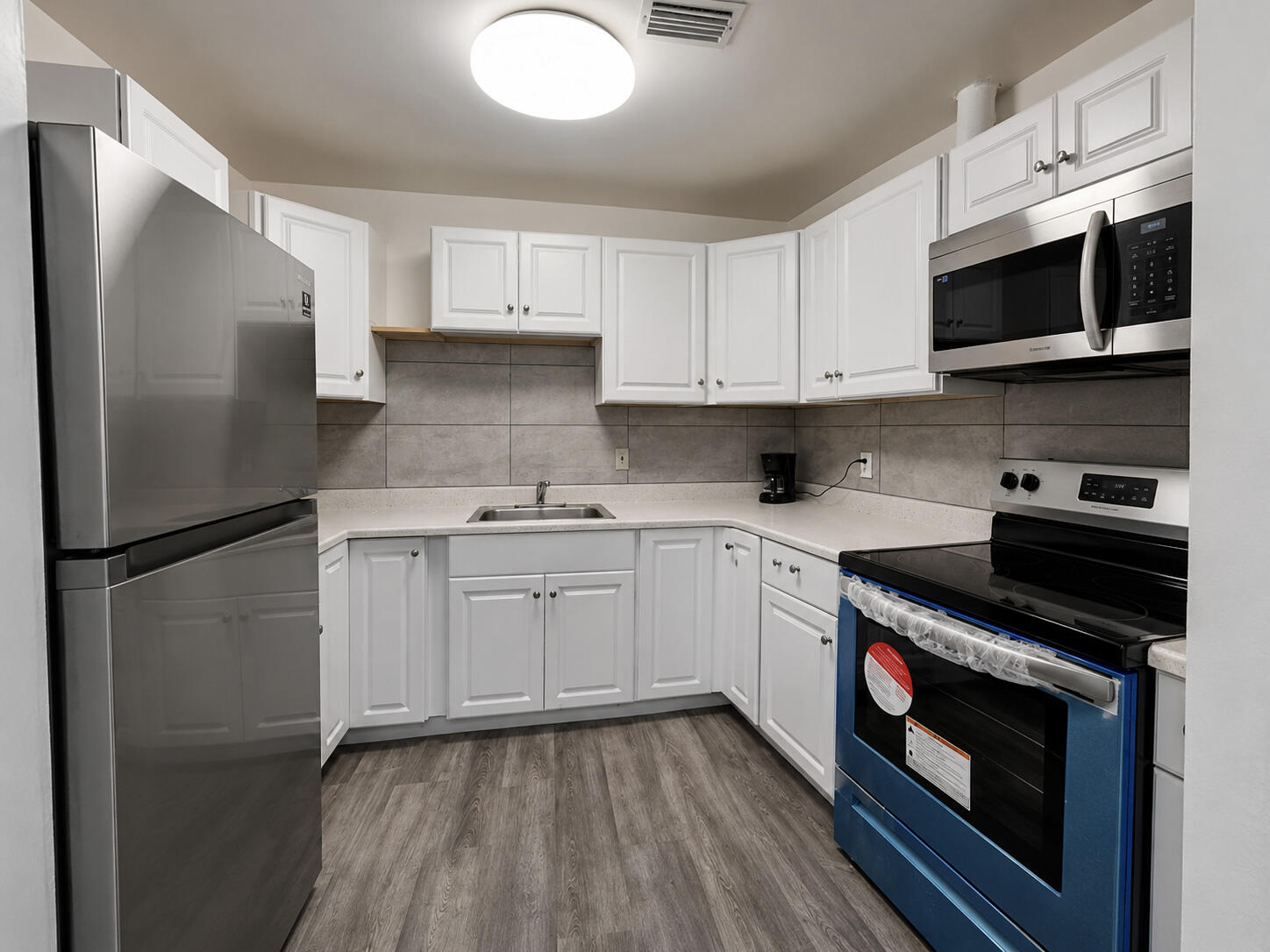 CASTLEWOOD - Residential Income