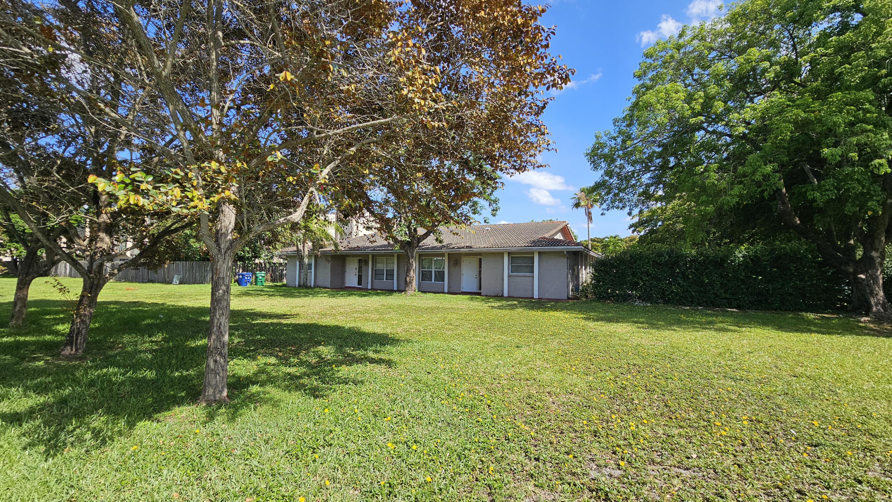 CASTLEWOOD - Residential Income