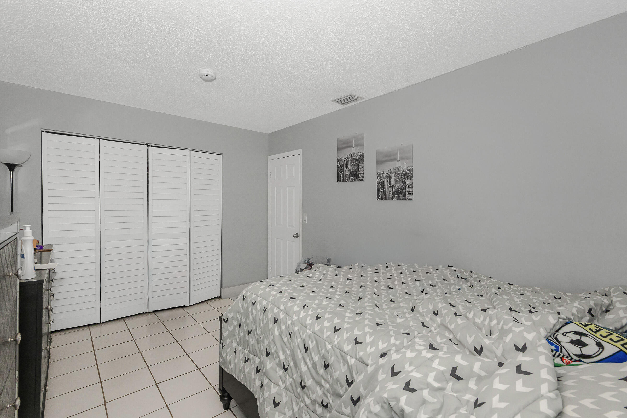 CASTLEWOOD - Residential Income