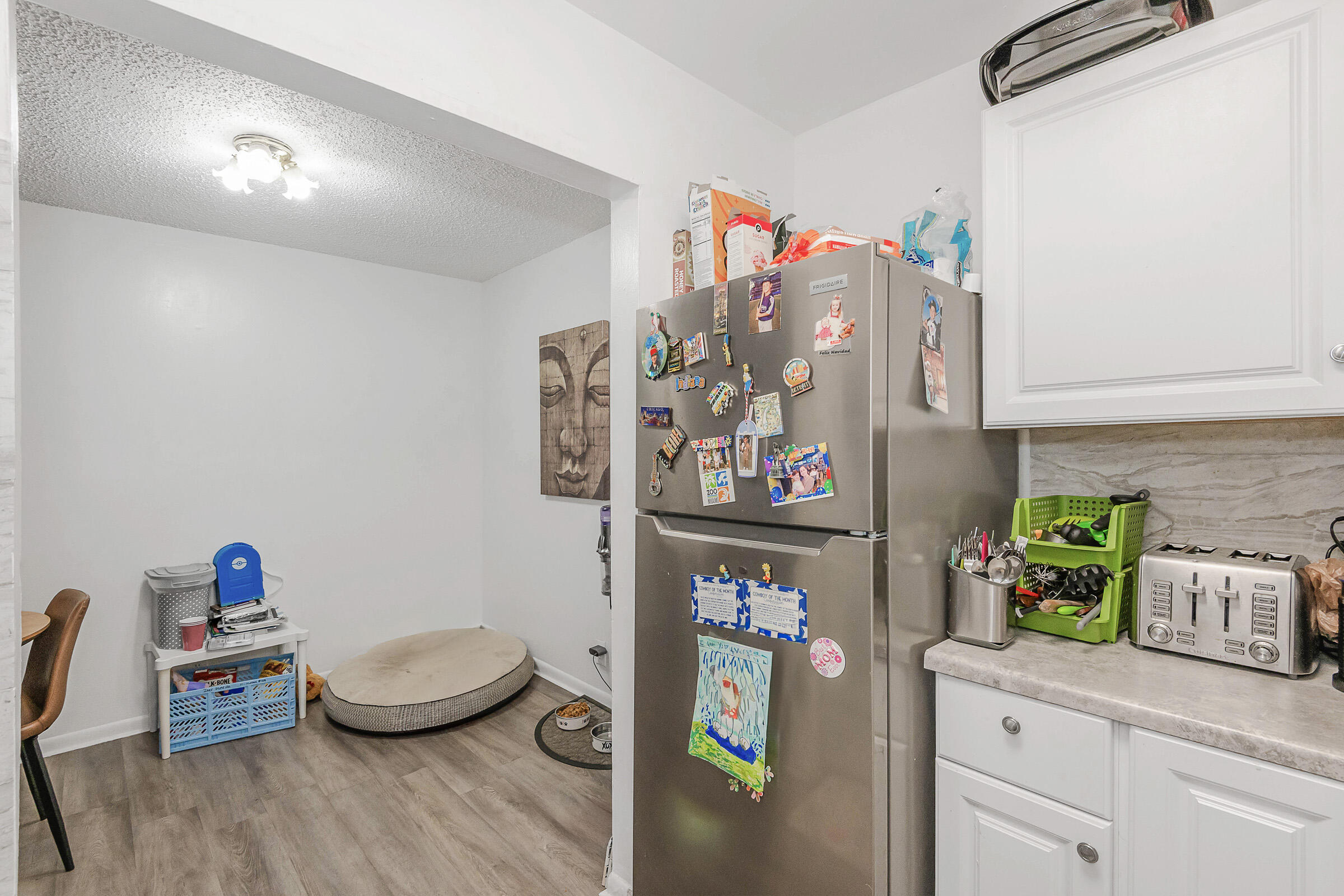 CASTLEWOOD - Residential Income