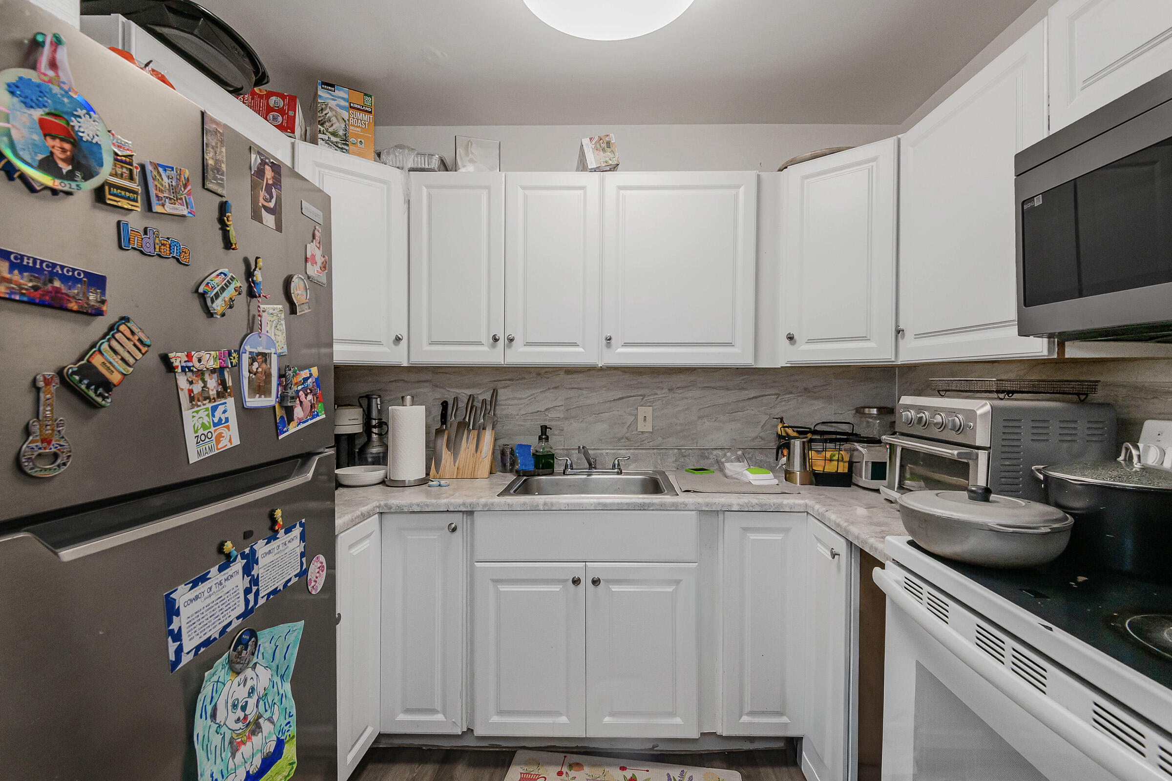 CASTLEWOOD - Residential Income
