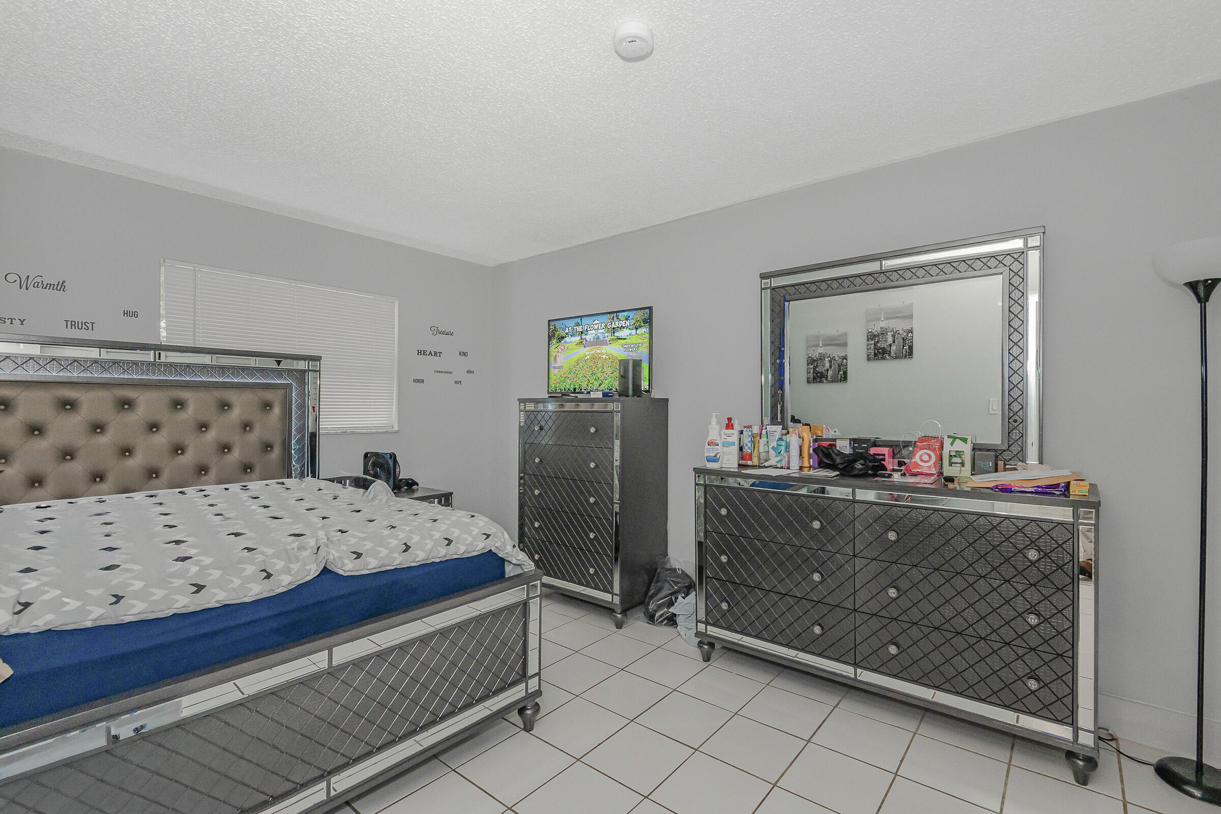 CASTLEWOOD - Residential Income
