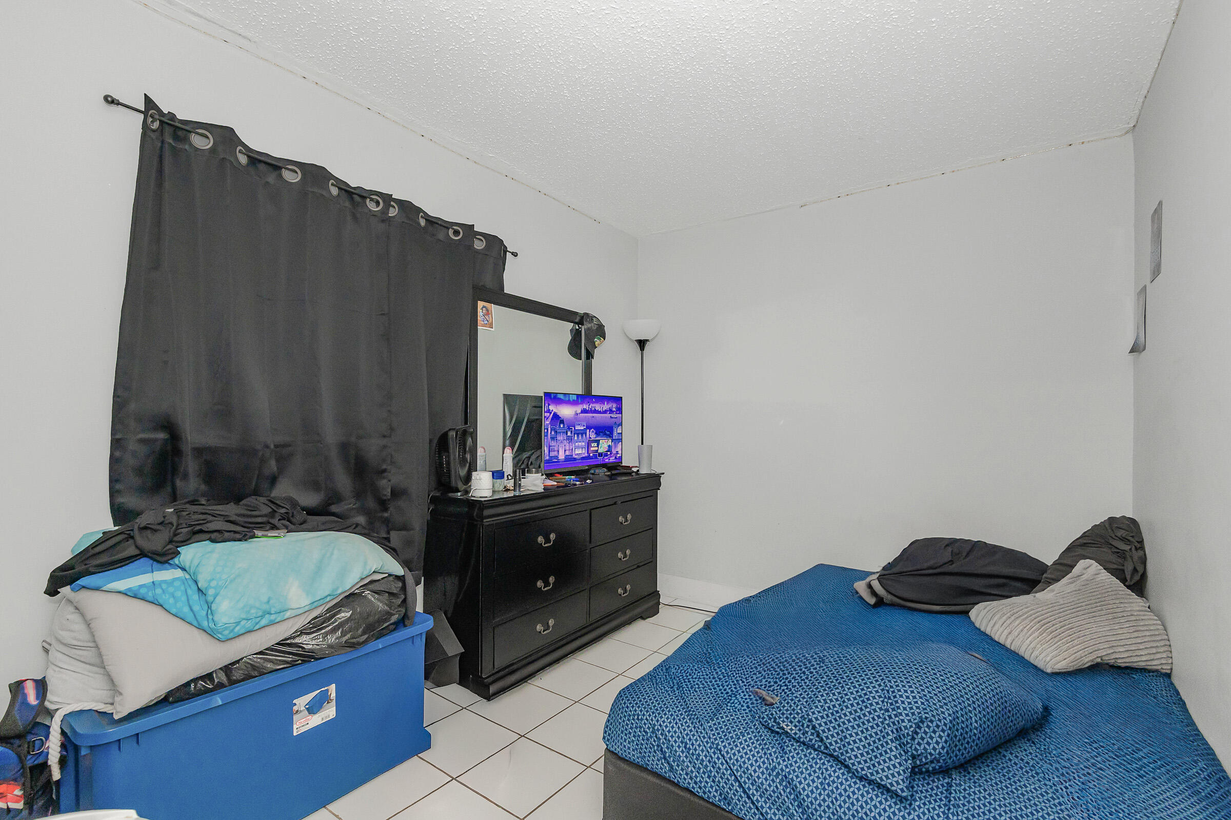 CASTLEWOOD - Residential Income