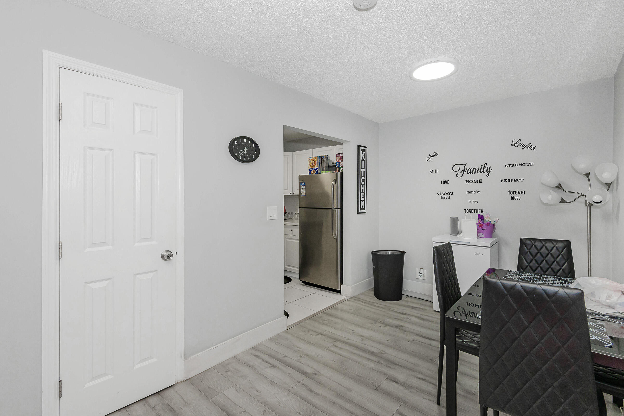 CASTLEWOOD - Residential Income