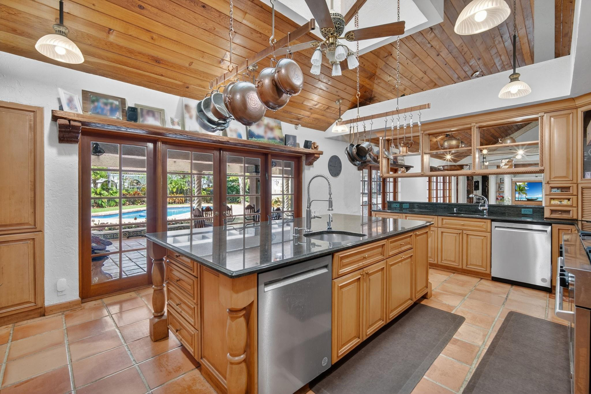 OAK POINT - Residential