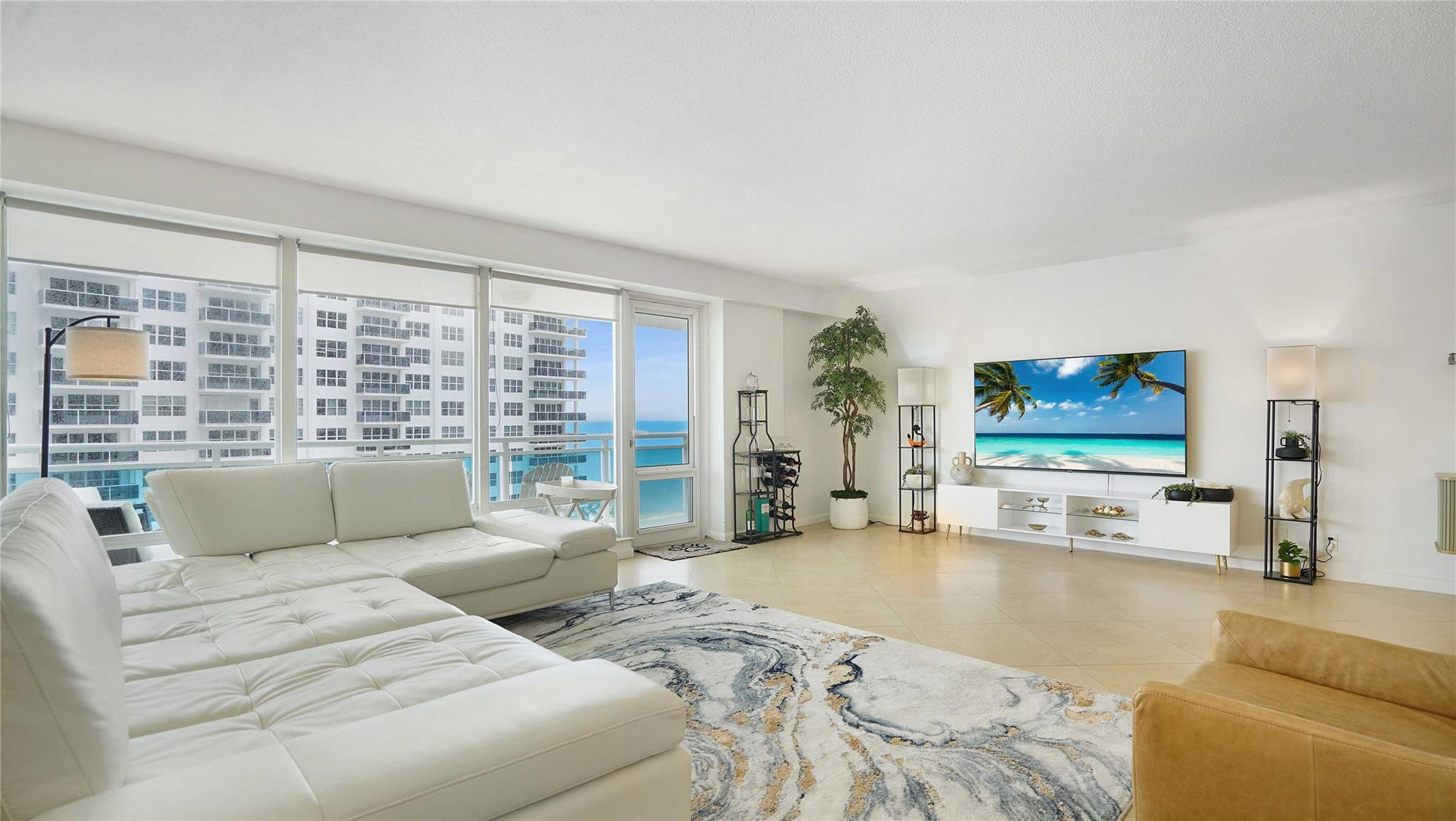The Commodore - Residential Lease