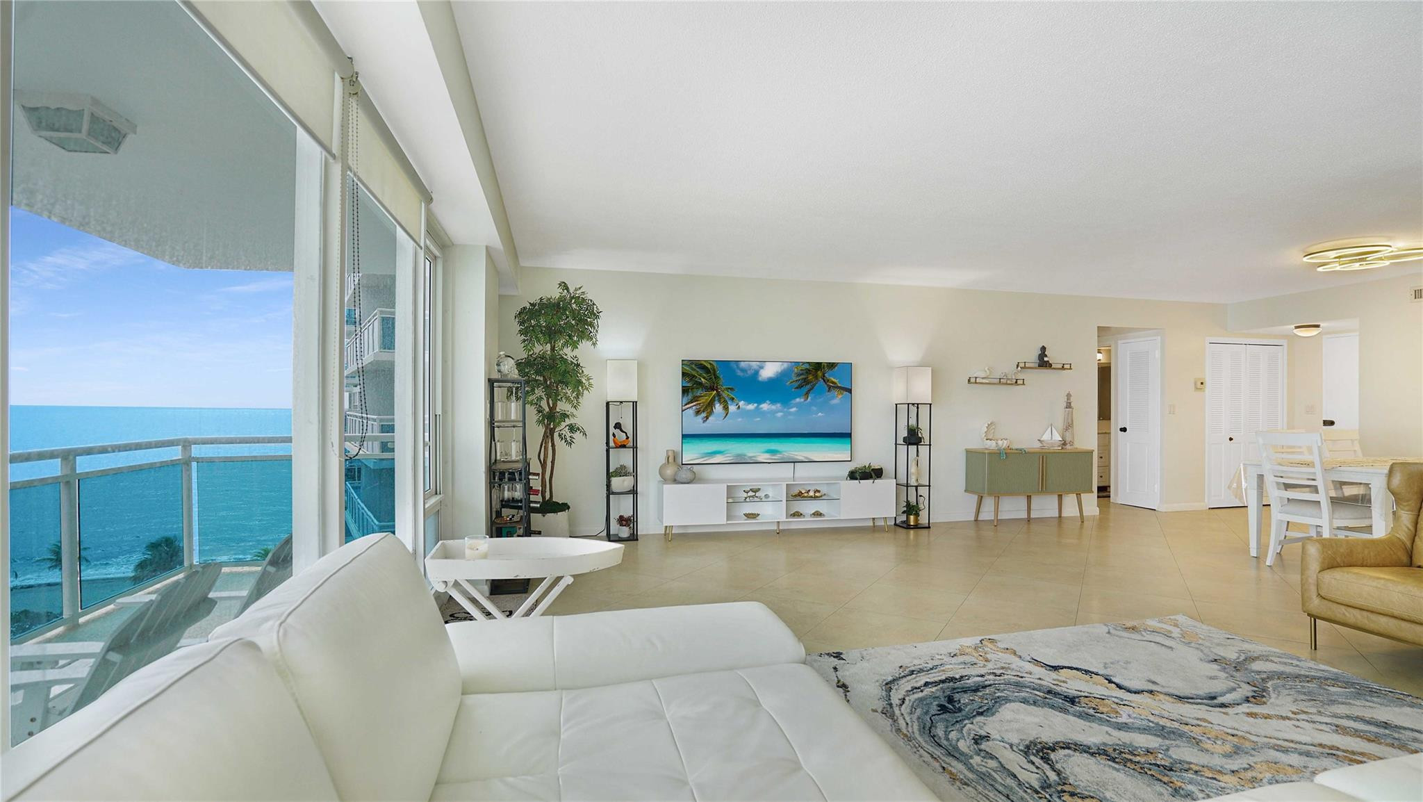 The Commodore - Residential Lease