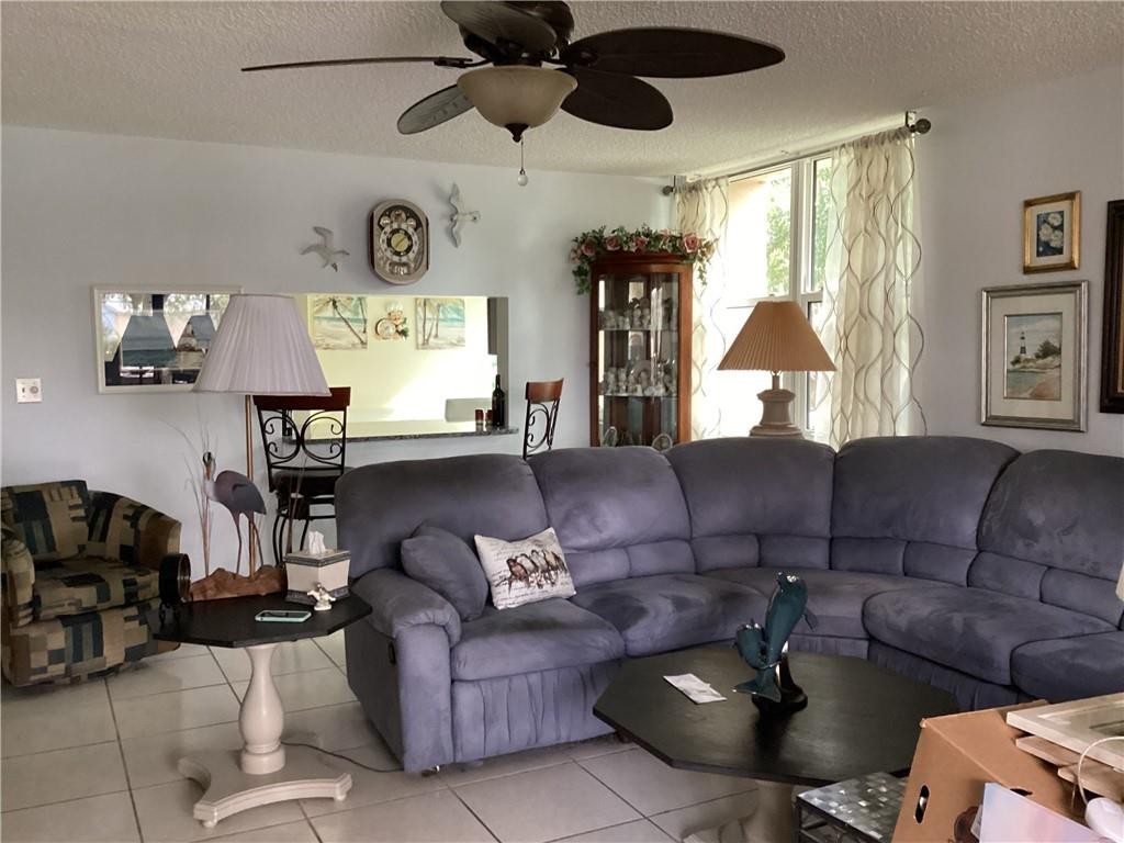 ROYAL PALM AT PLANTATION - Residential