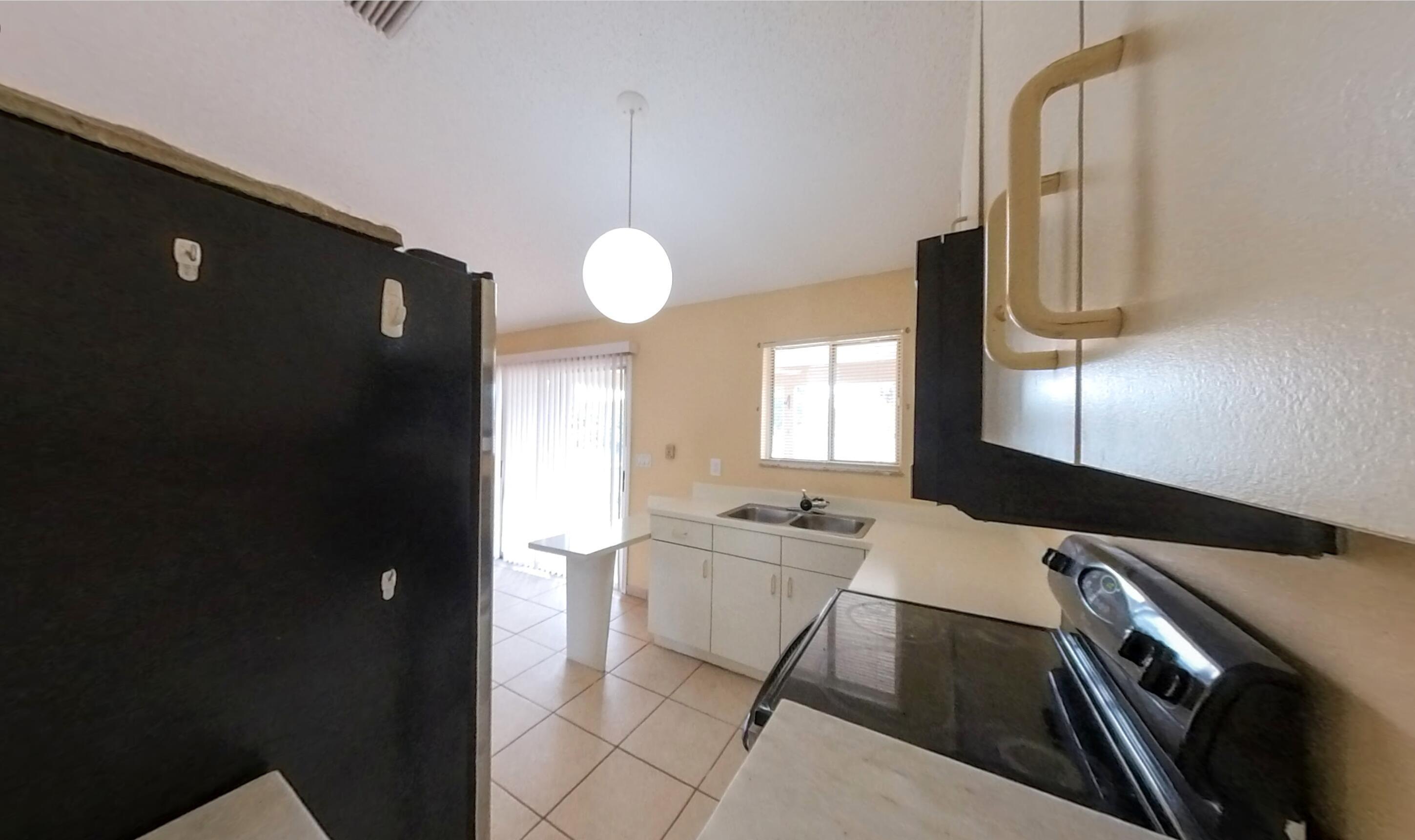 PORT ST LUCIE SECTION 8 - Residential Lease
