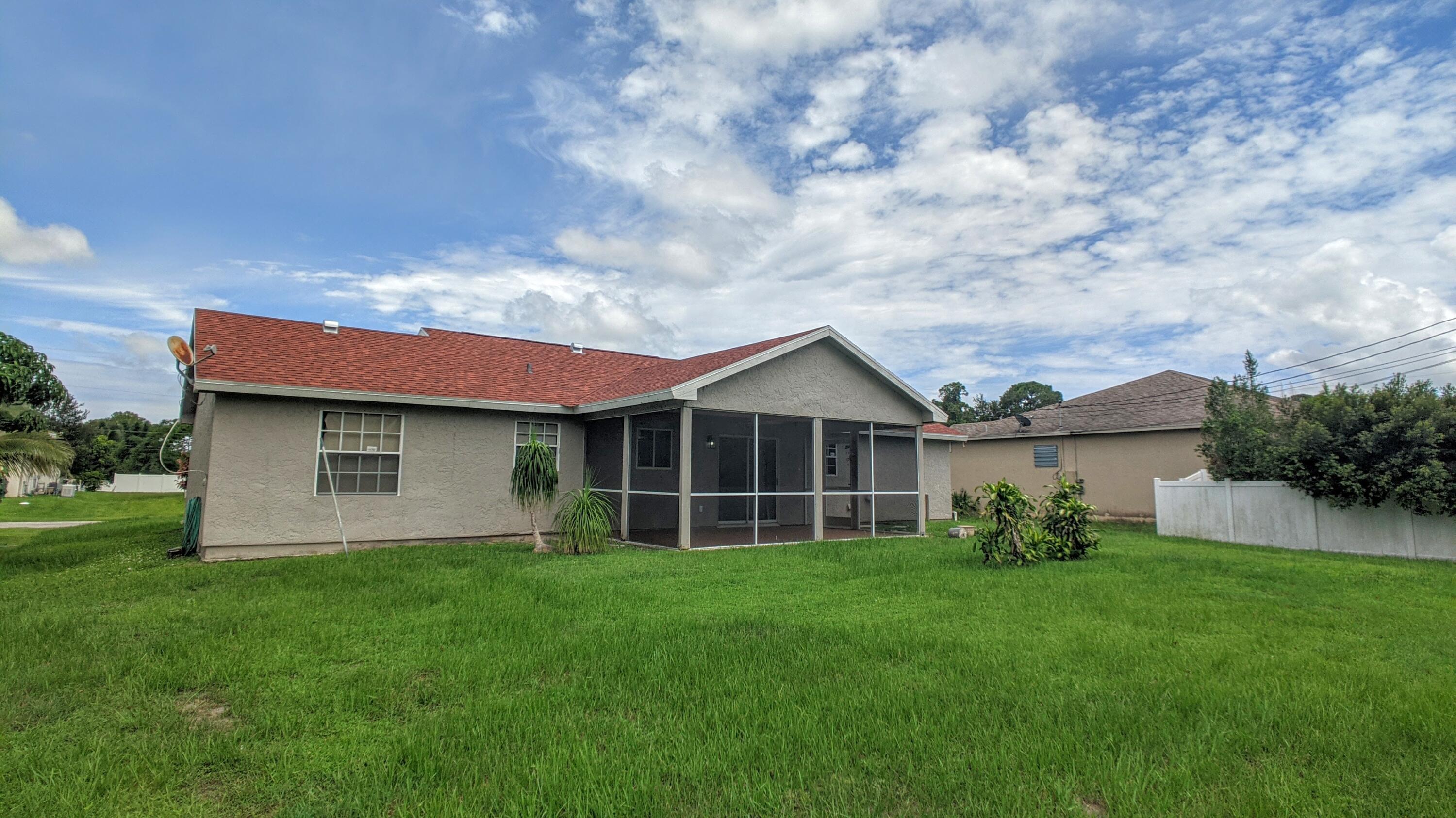 PORT ST LUCIE SECTION 8 - Residential Lease