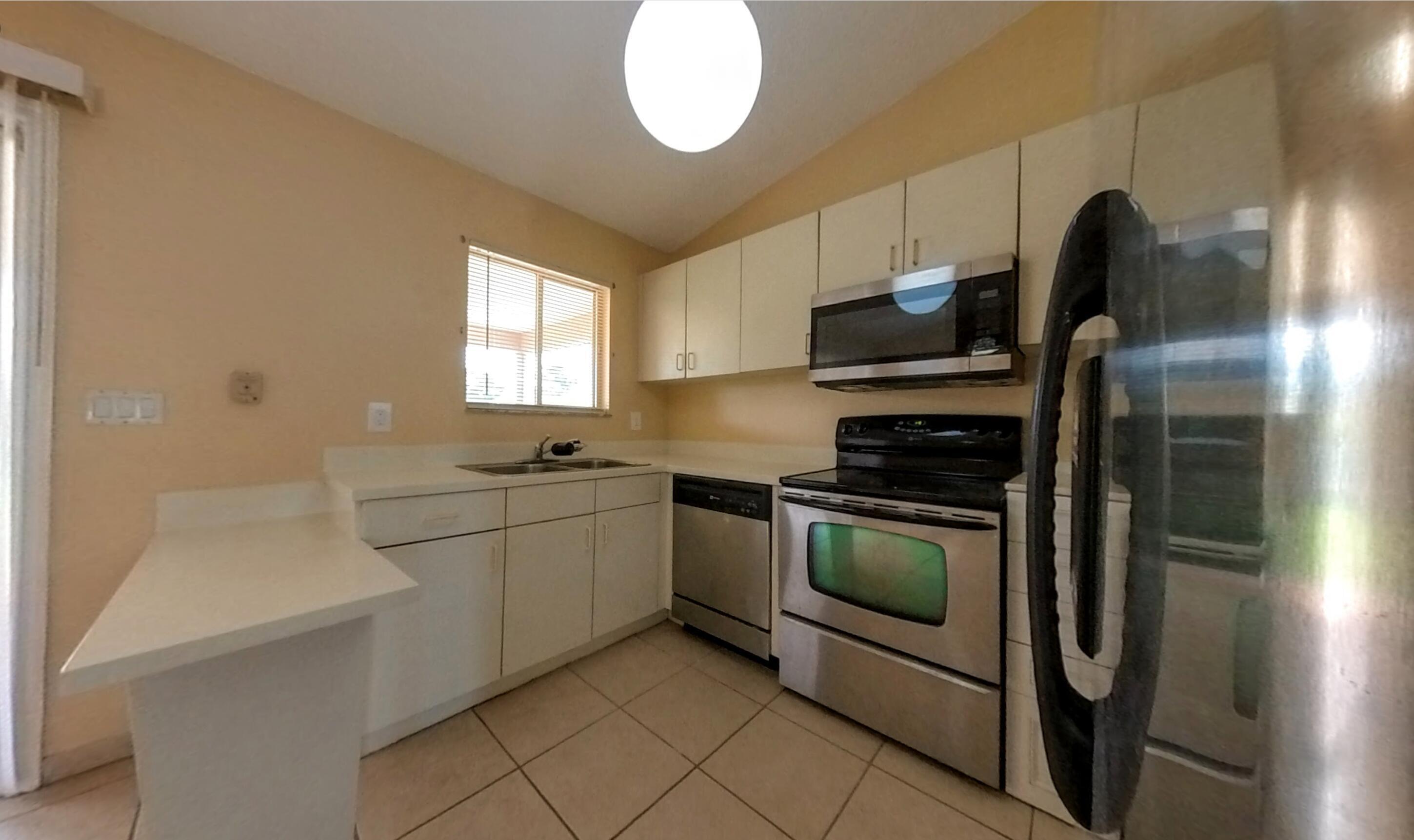 PORT ST LUCIE SECTION 8 - Residential Lease