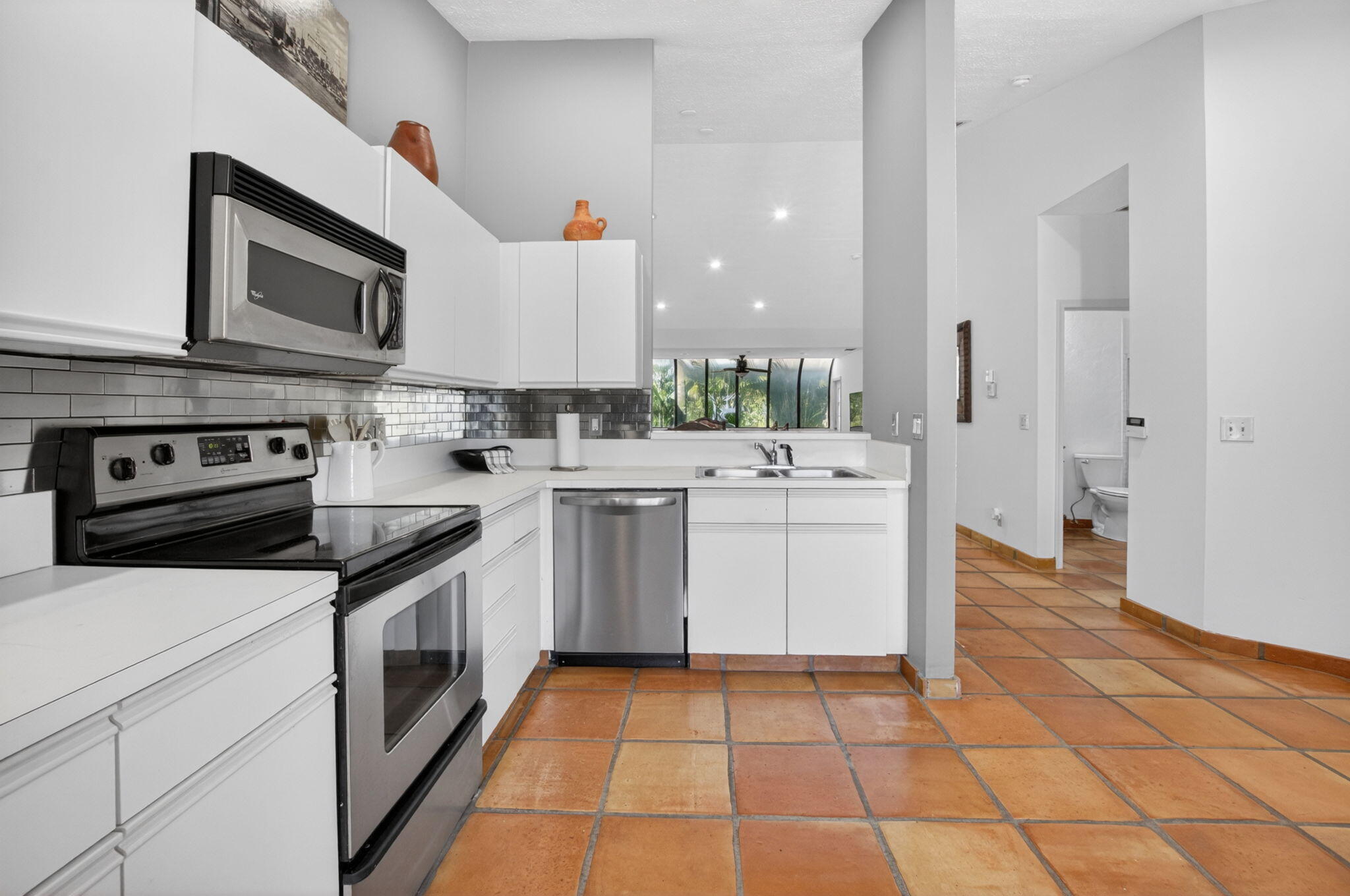 MERIDIANA AT BOCA POINTE II - Residential