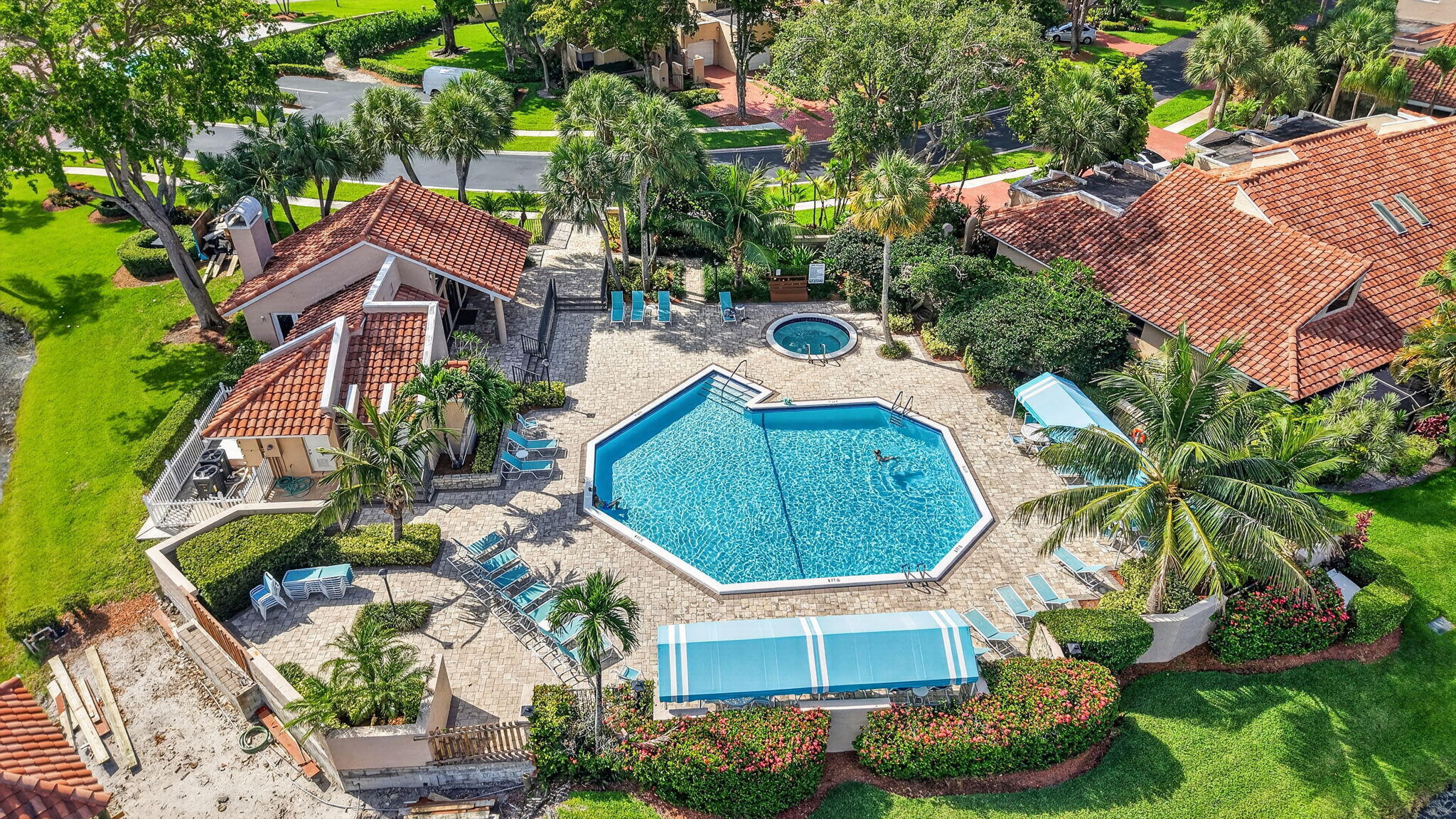 MERIDIANA AT BOCA POINTE II - Residential