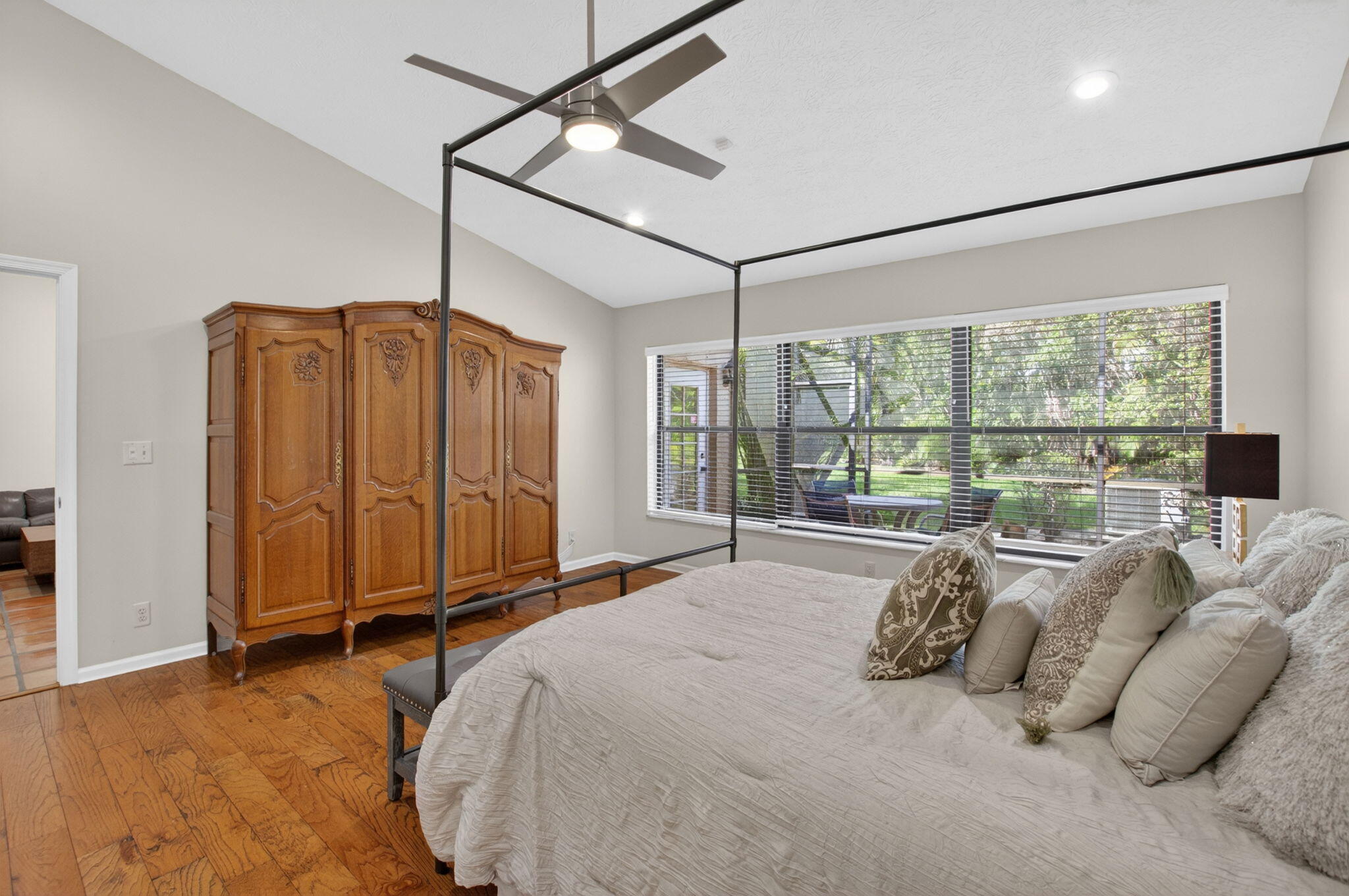 MERIDIANA AT BOCA POINTE II - Residential