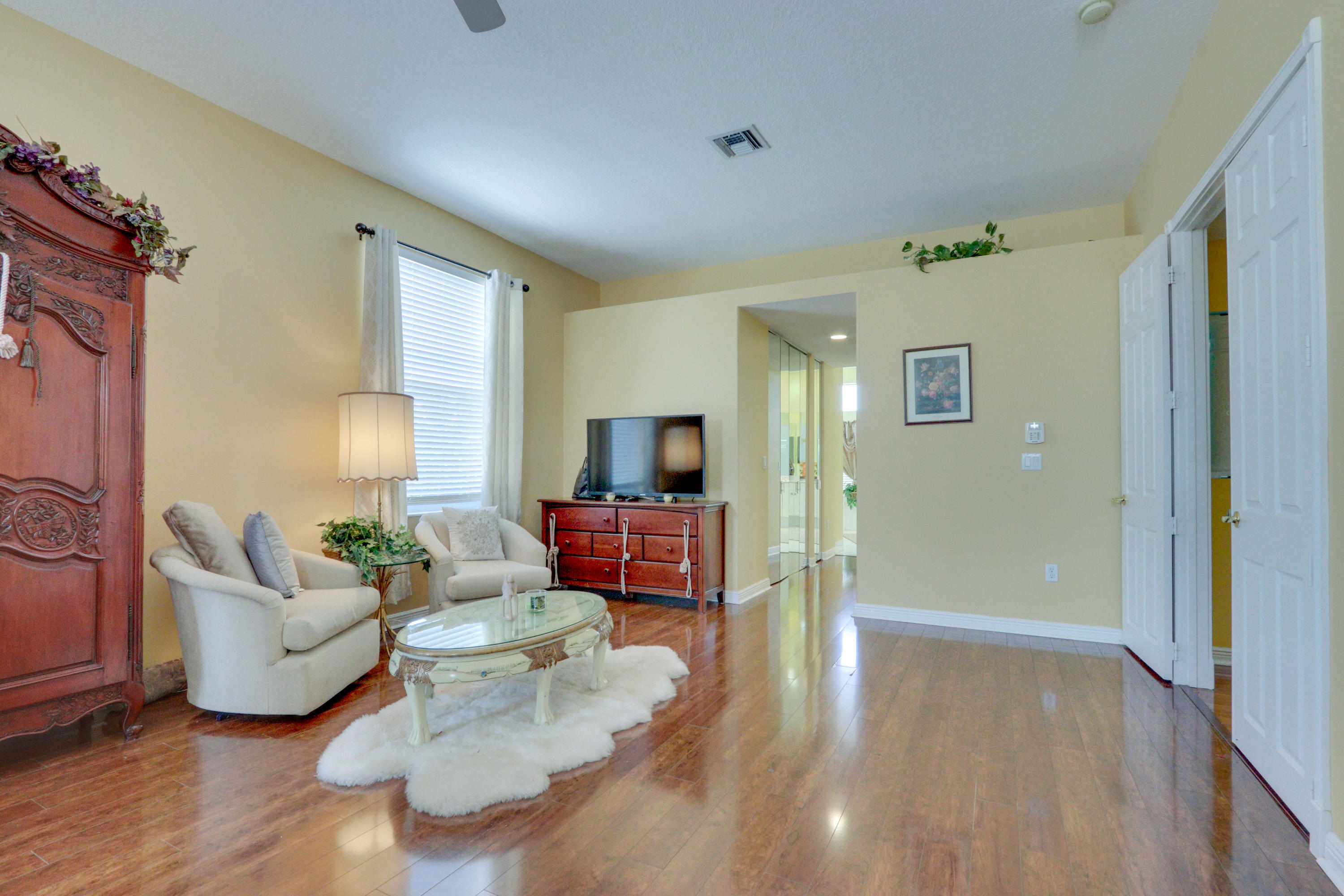 MADISON GREEN 1 - Residential