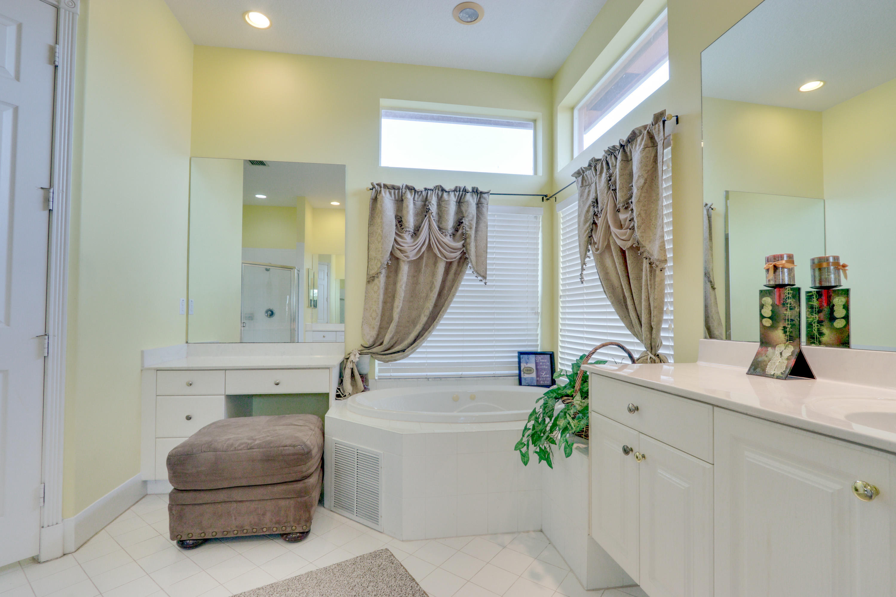MADISON GREEN 1 - Residential