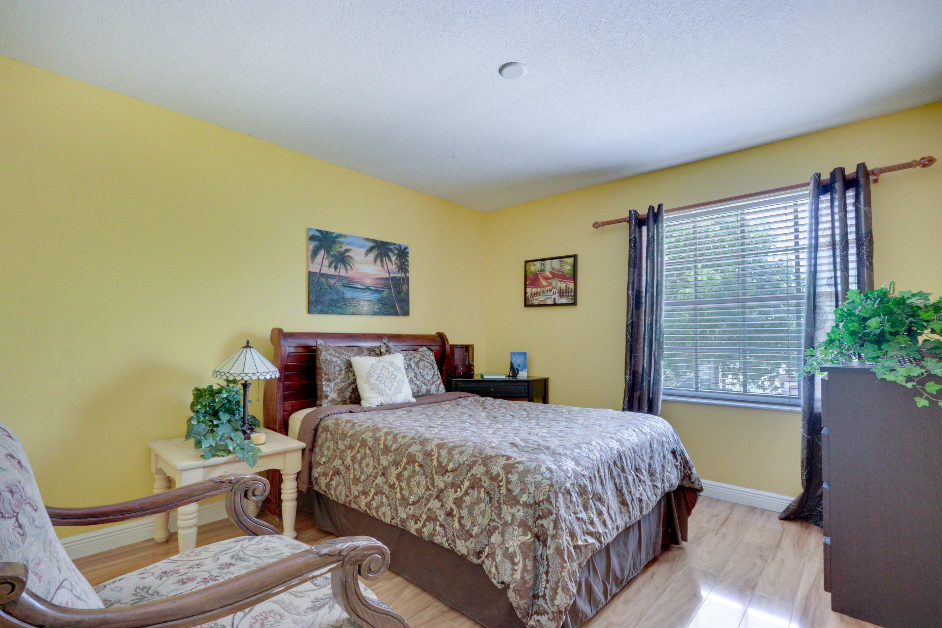 MADISON GREEN 1 - Residential