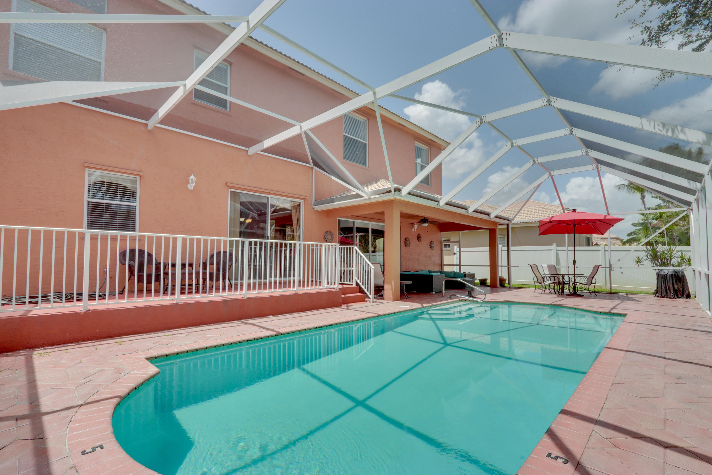 MADISON GREEN 1 - Residential