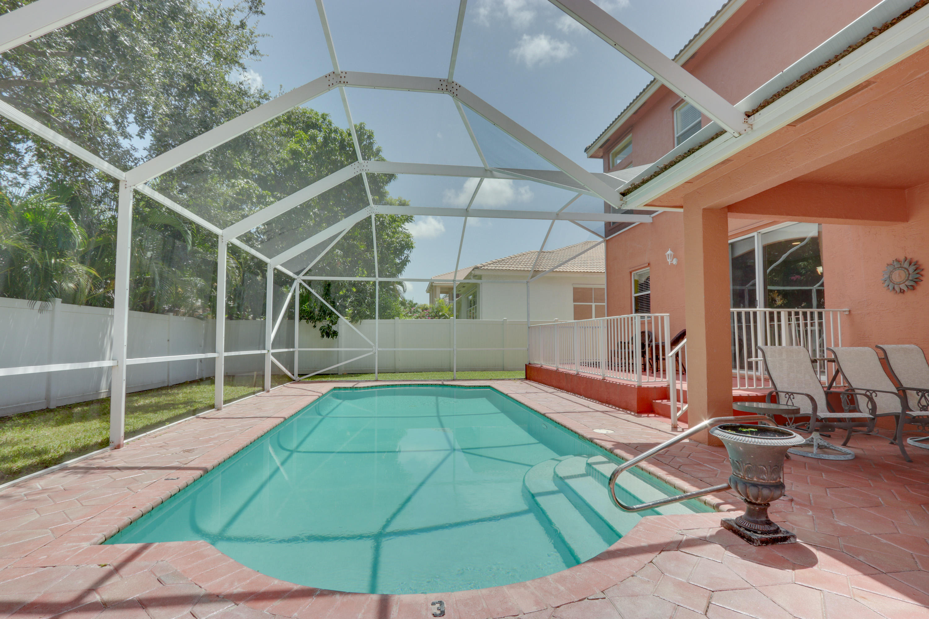 MADISON GREEN 1 - Residential