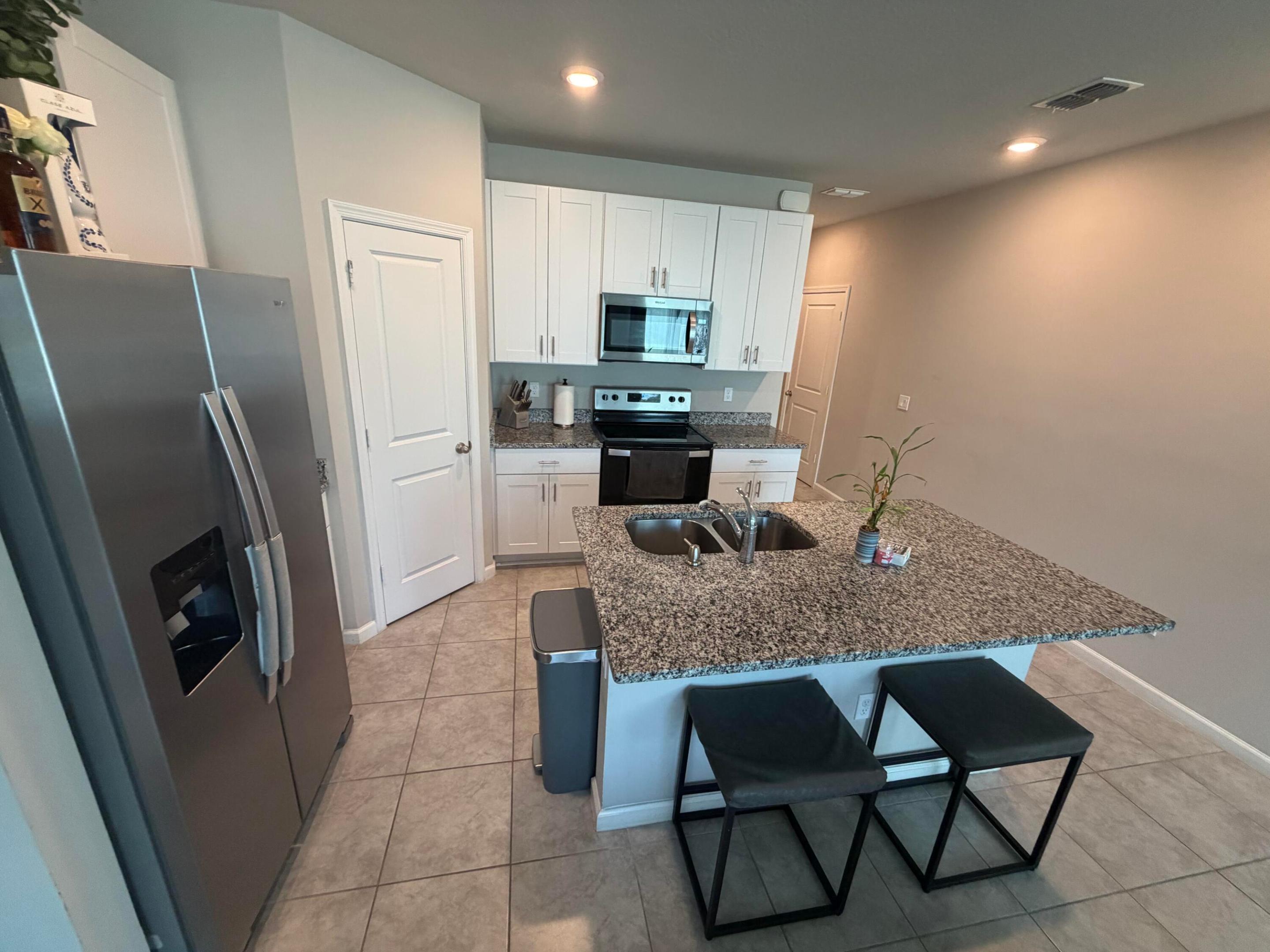 Catalina - Residential Lease