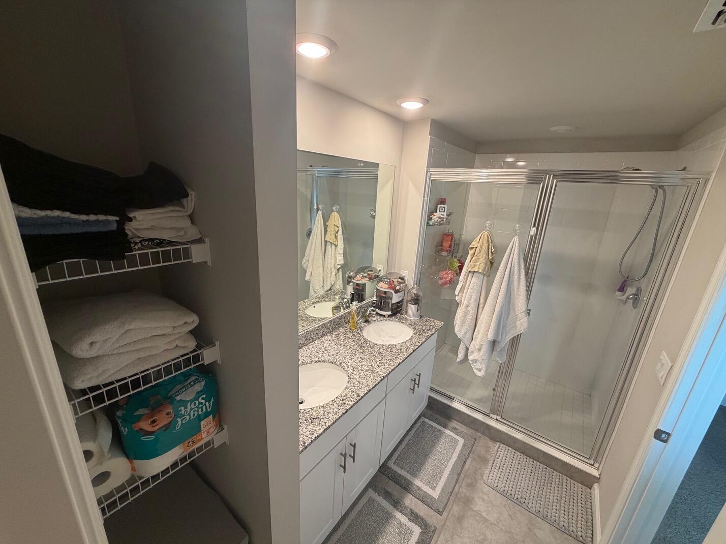 Catalina - Residential Lease